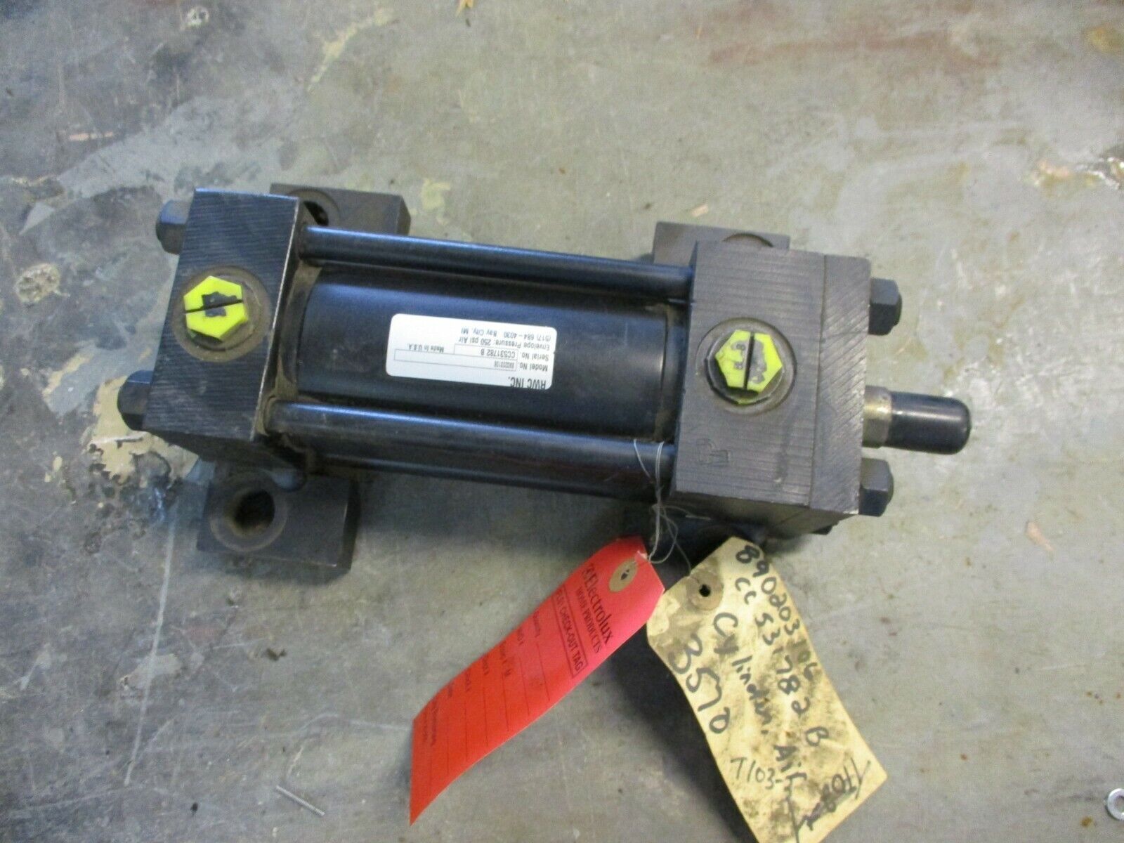RWC, Air Cylinder, part#:890203106, 250psi, used