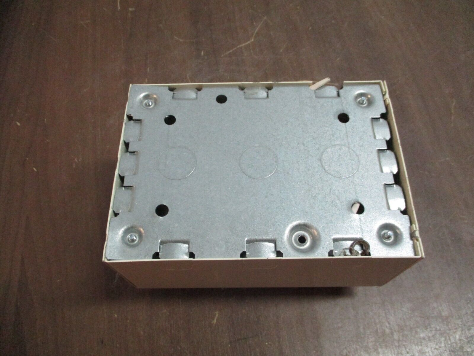 Extron AV Connectivity Panel CPM 103 *Missing (1) Screw* Used