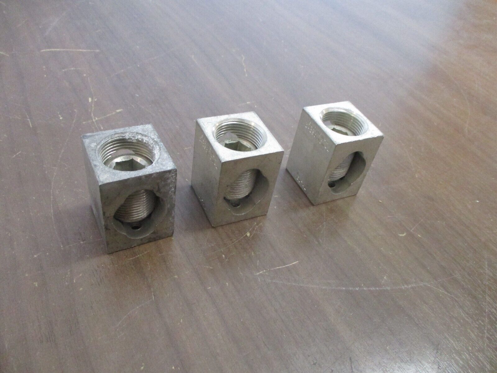 CMC Mechanical Lug CA-636 500MCM *Lot of 3* New Surplus