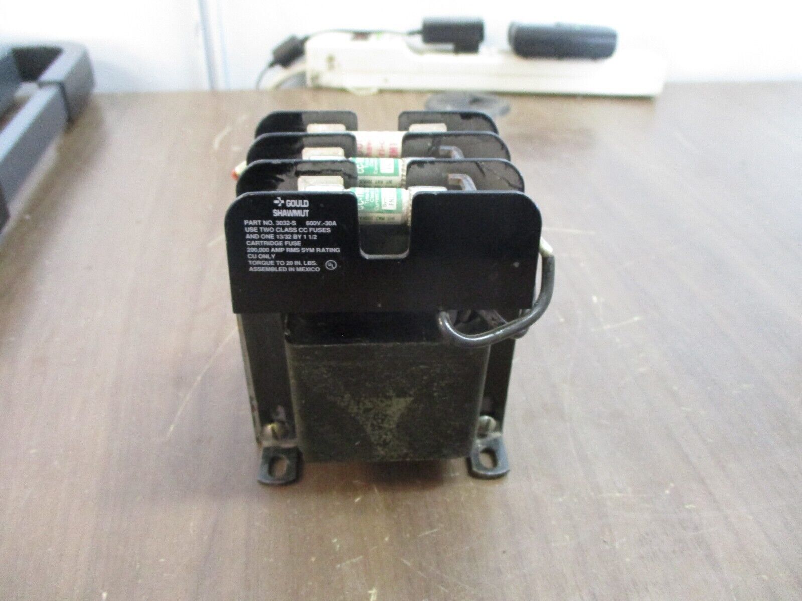 Siemens Transformer 25-213-101-017 0.100kVA Pri: 460V Sec: 115V 50/60Hz Used