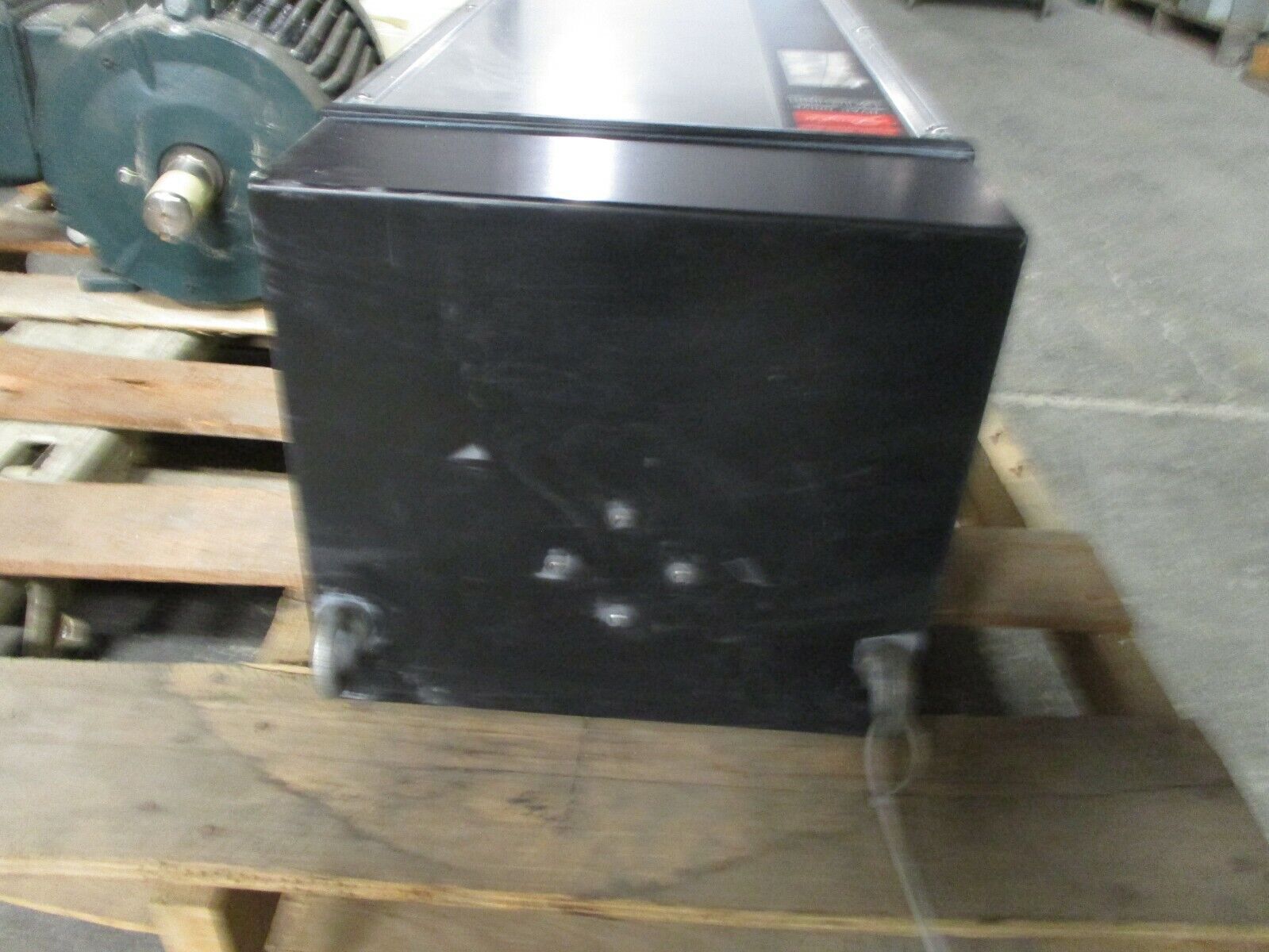 Danfoss VLT 3522 AC Drive 175H7363 20HP 3Ph Nema 12 Used