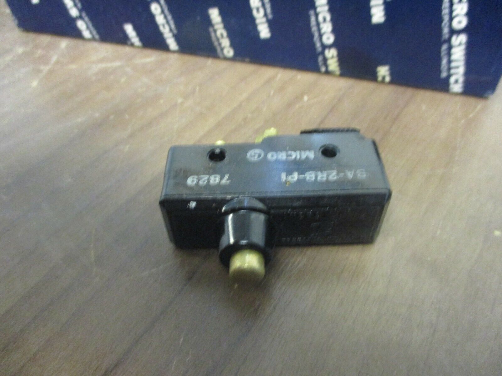 Honeywell Micro Switch Snap Switch BA-2RB-P1 New Surplus *Box of 6*