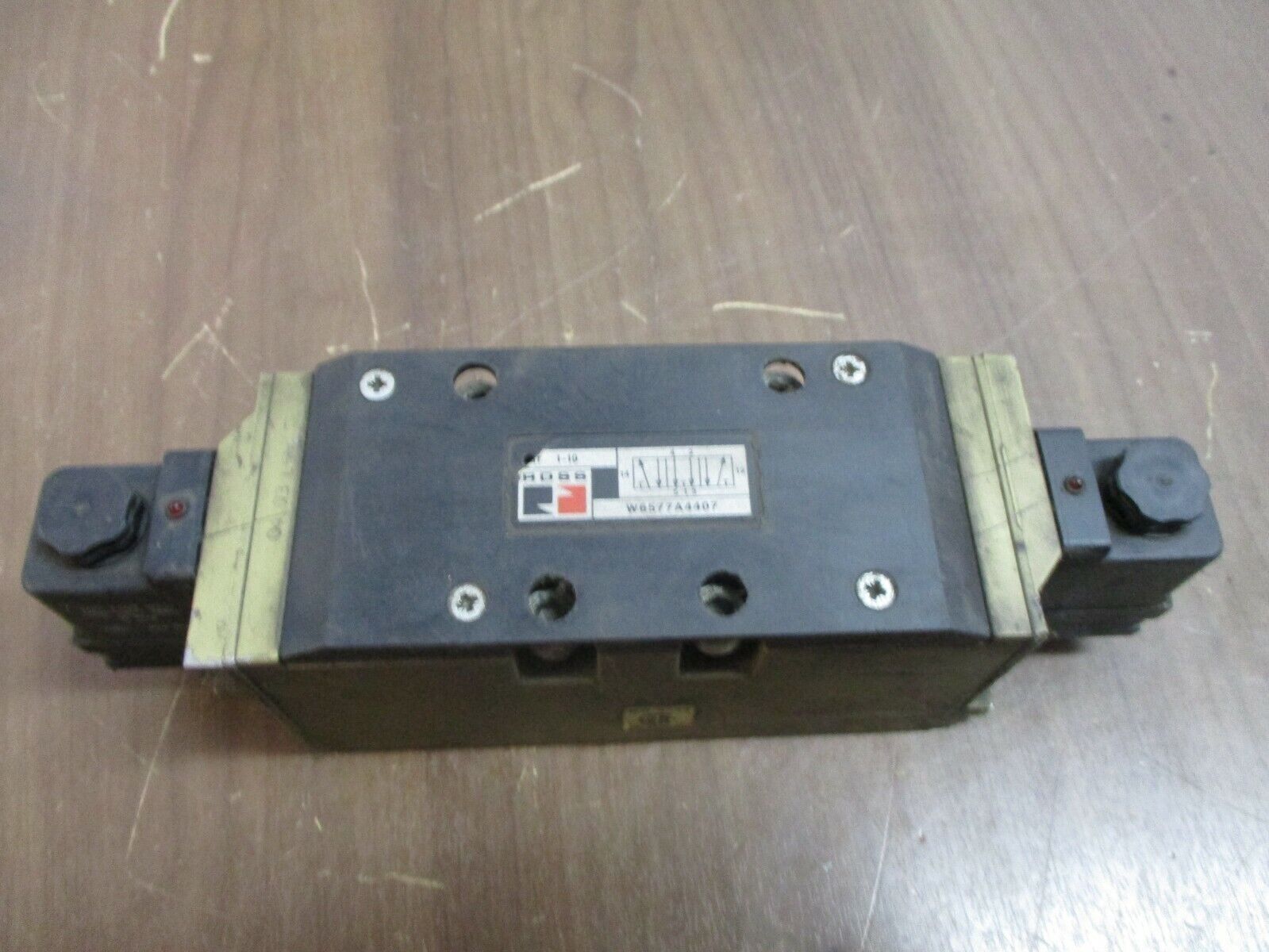 Ross Solenoid Valve W6577A4407 1-10 Bar Used