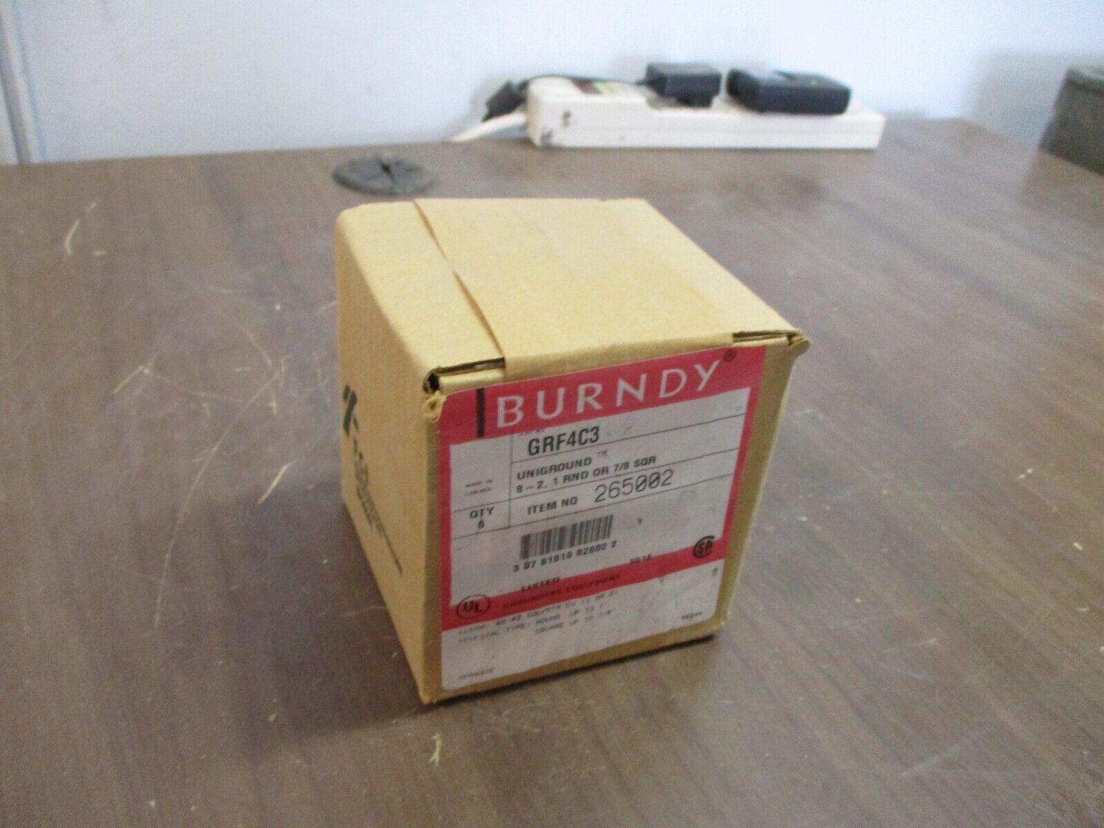 Burndy Uniground Grounding Clamp GRF4C3 8-2, 1RND or 7/8 SQR *Box of 6*