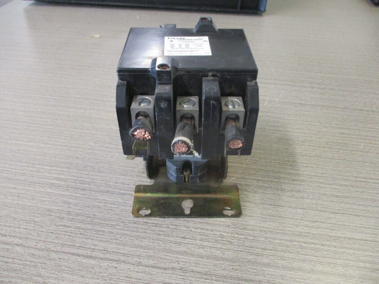 Furnas Definate Purpose Contactor 42GE35AF154GC Ser. D 120V Coil 90A 600V Used.
