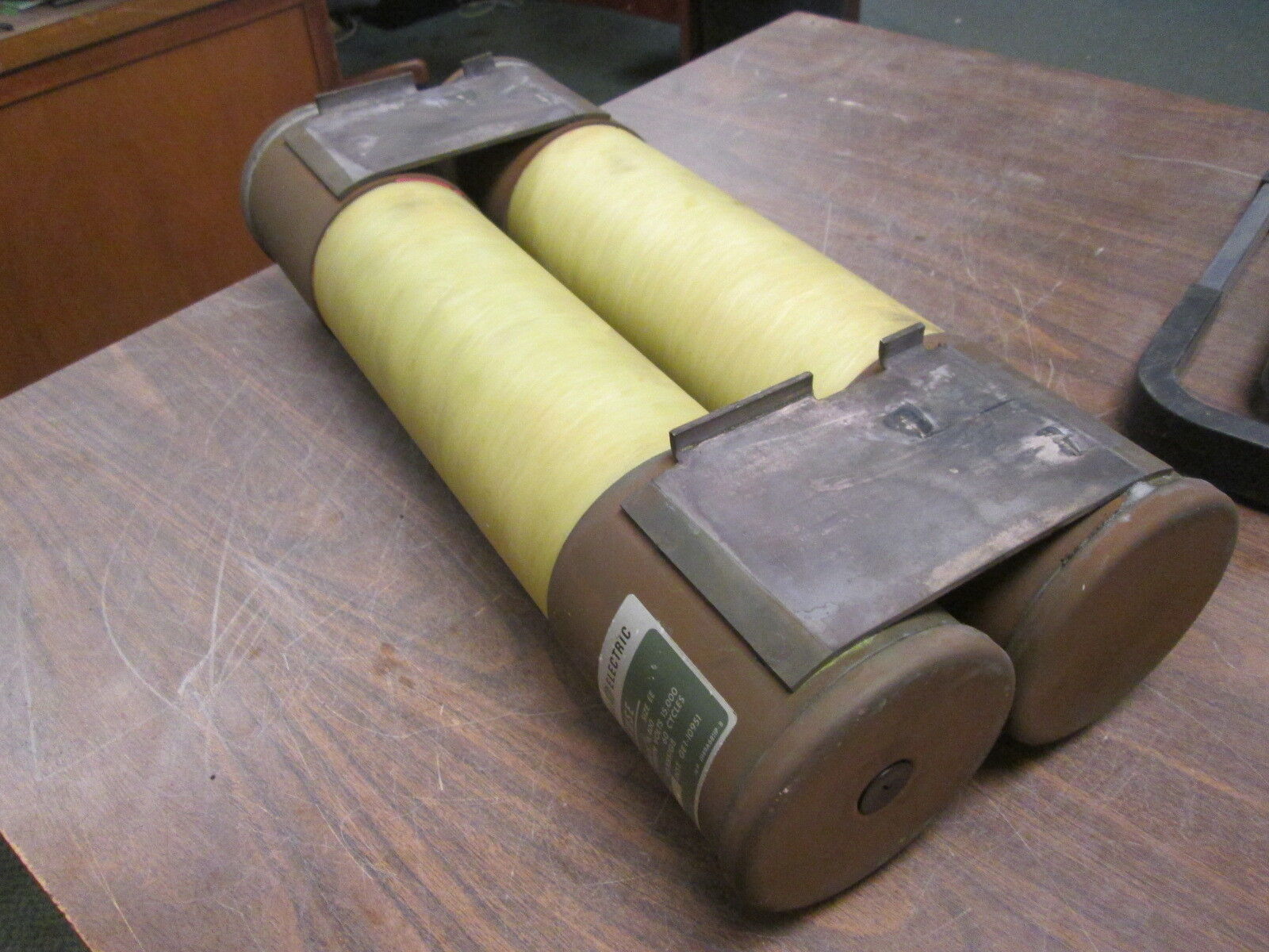 GE Type EJ-1 Fuse 195X851G8 150A 14.4KV Used