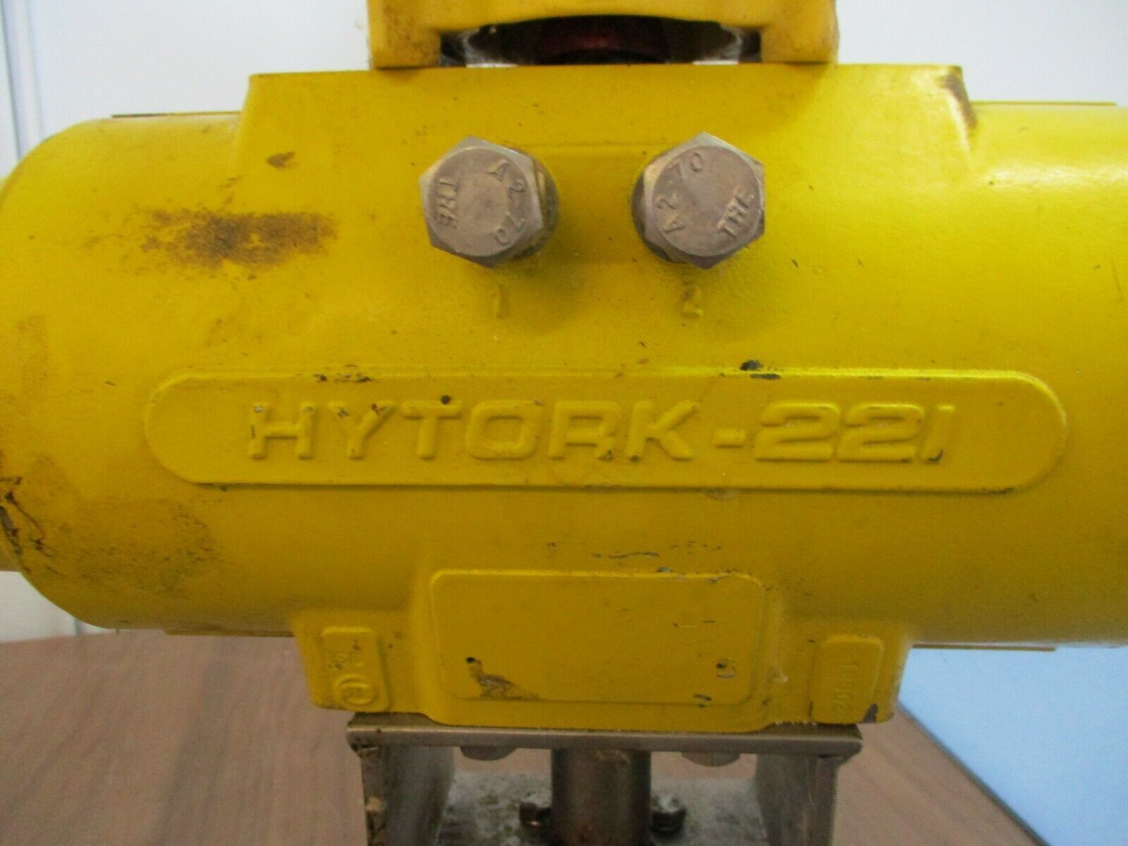 Hytork 221 Actuator w/ Accutrak Dual Display Monitor 116PSI Max Used