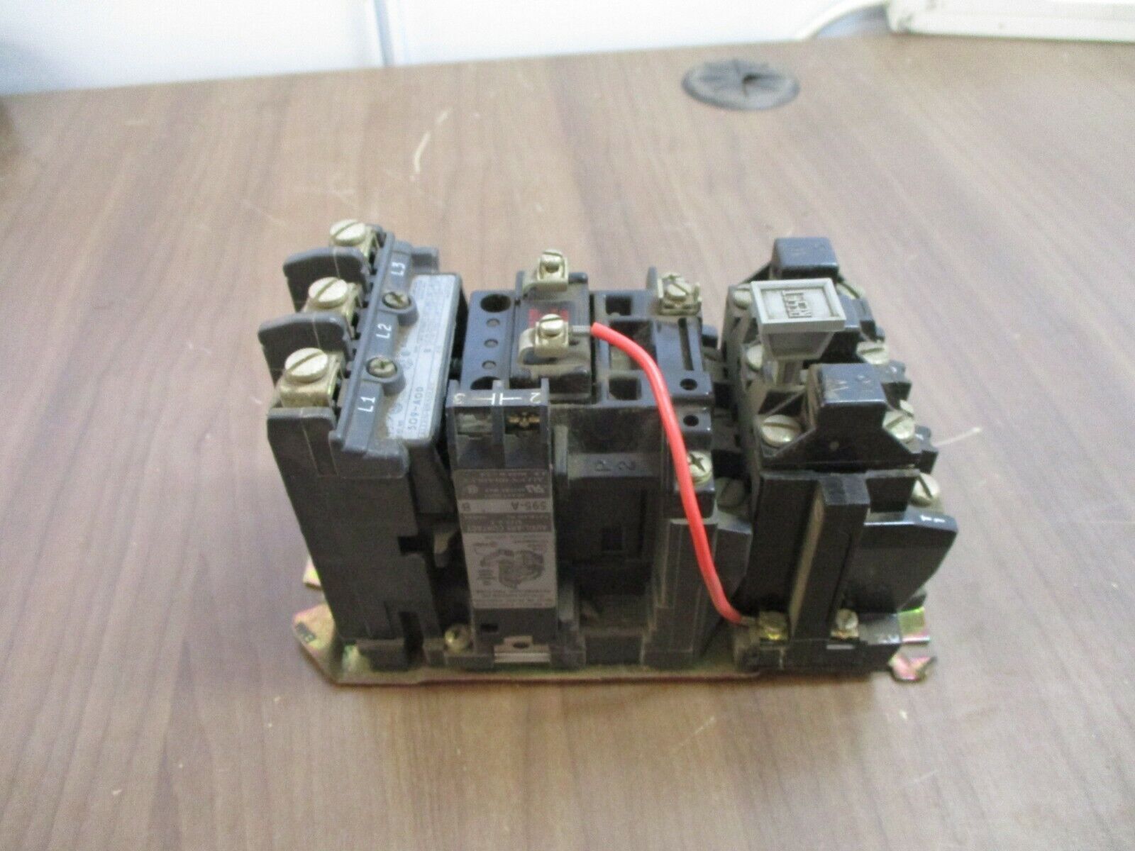Allen-Bradley Starter 509-AOD 115-120V Coil Size 0 600V Used