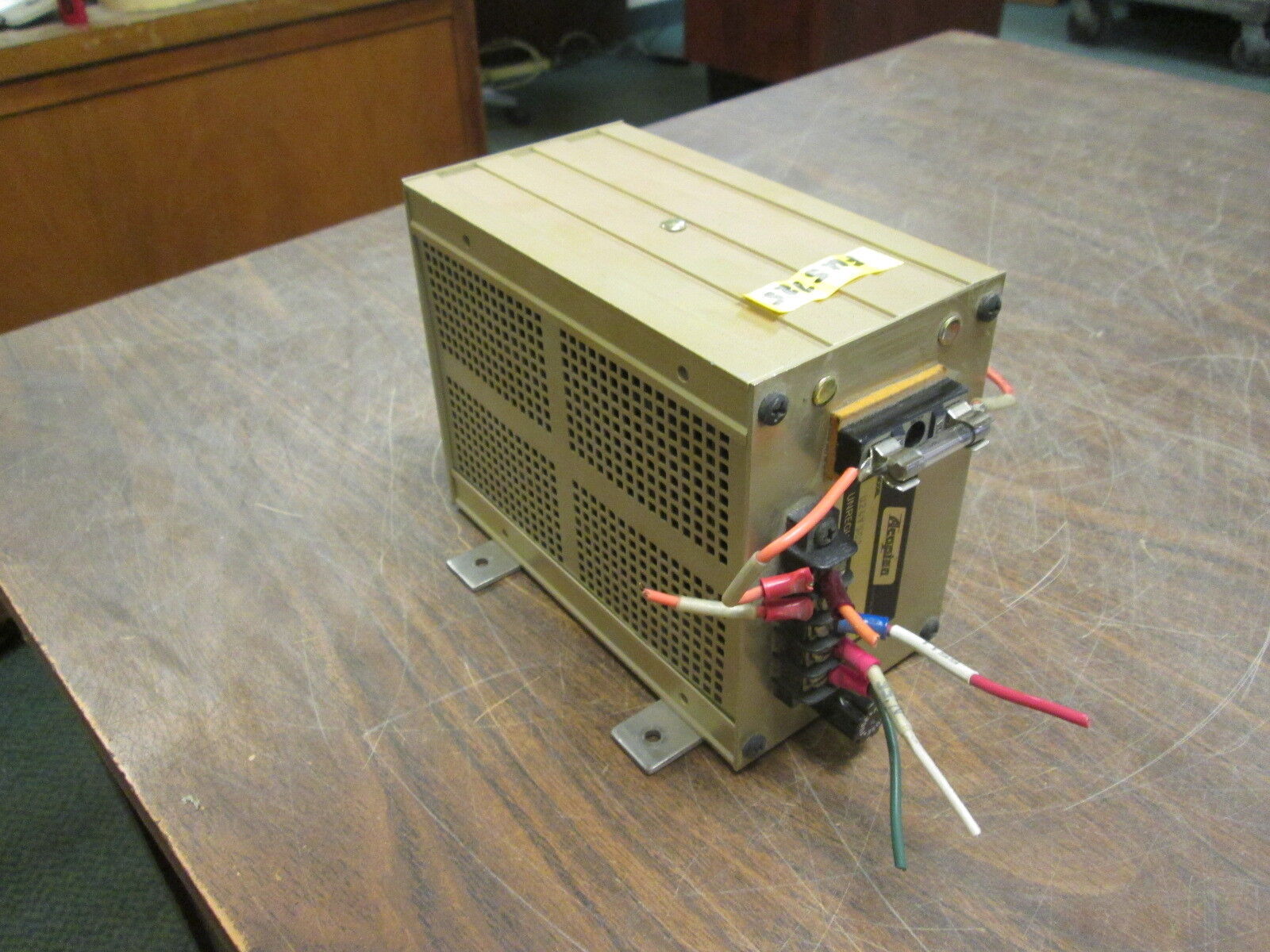Acopion Unregulated Power Supply U24Y500 2A Fuse Used