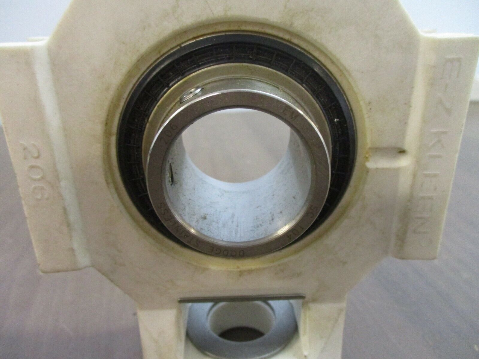 Dodge Take Up Bearing Unit 206 Used