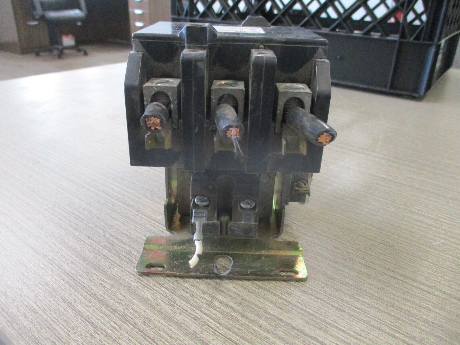 Furnas Definite Purpose Contactor 42FE35AFGC154 Ser.D 120V Coil 75A 600V Used.