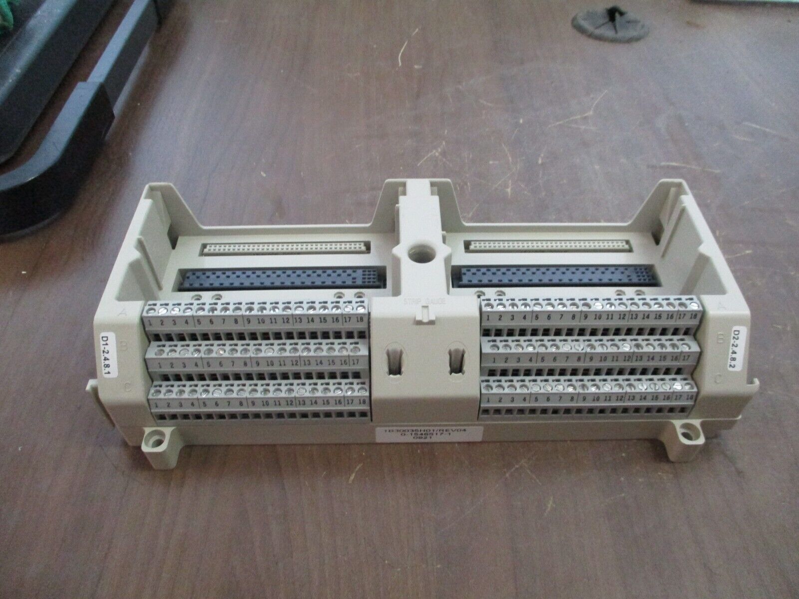 Emerson Ovation Process Control Base 1B30035H01 Rev. 04 Used