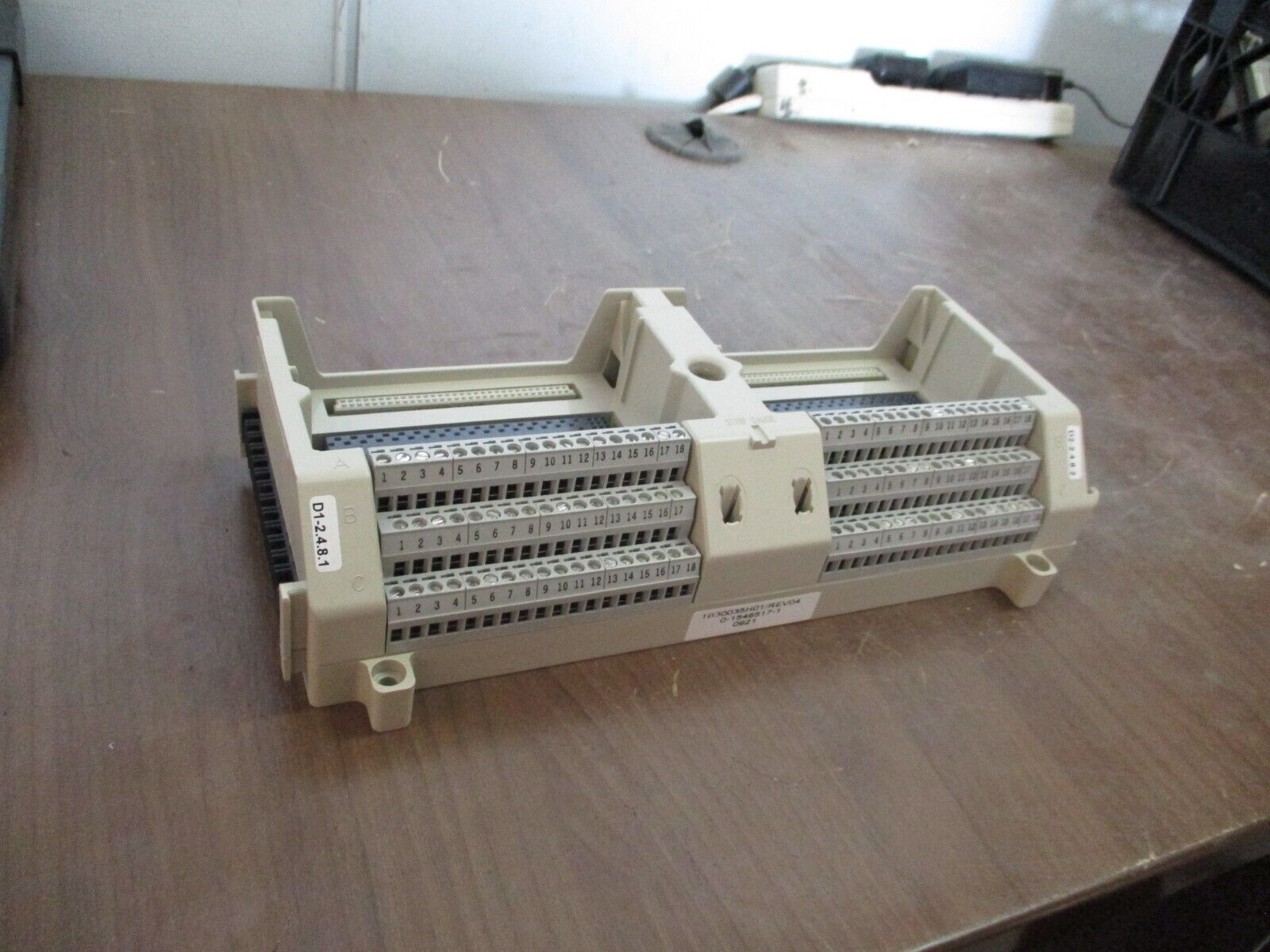 Emerson Ovation Process Control Base 1B30035H01 Rev. 04 Used