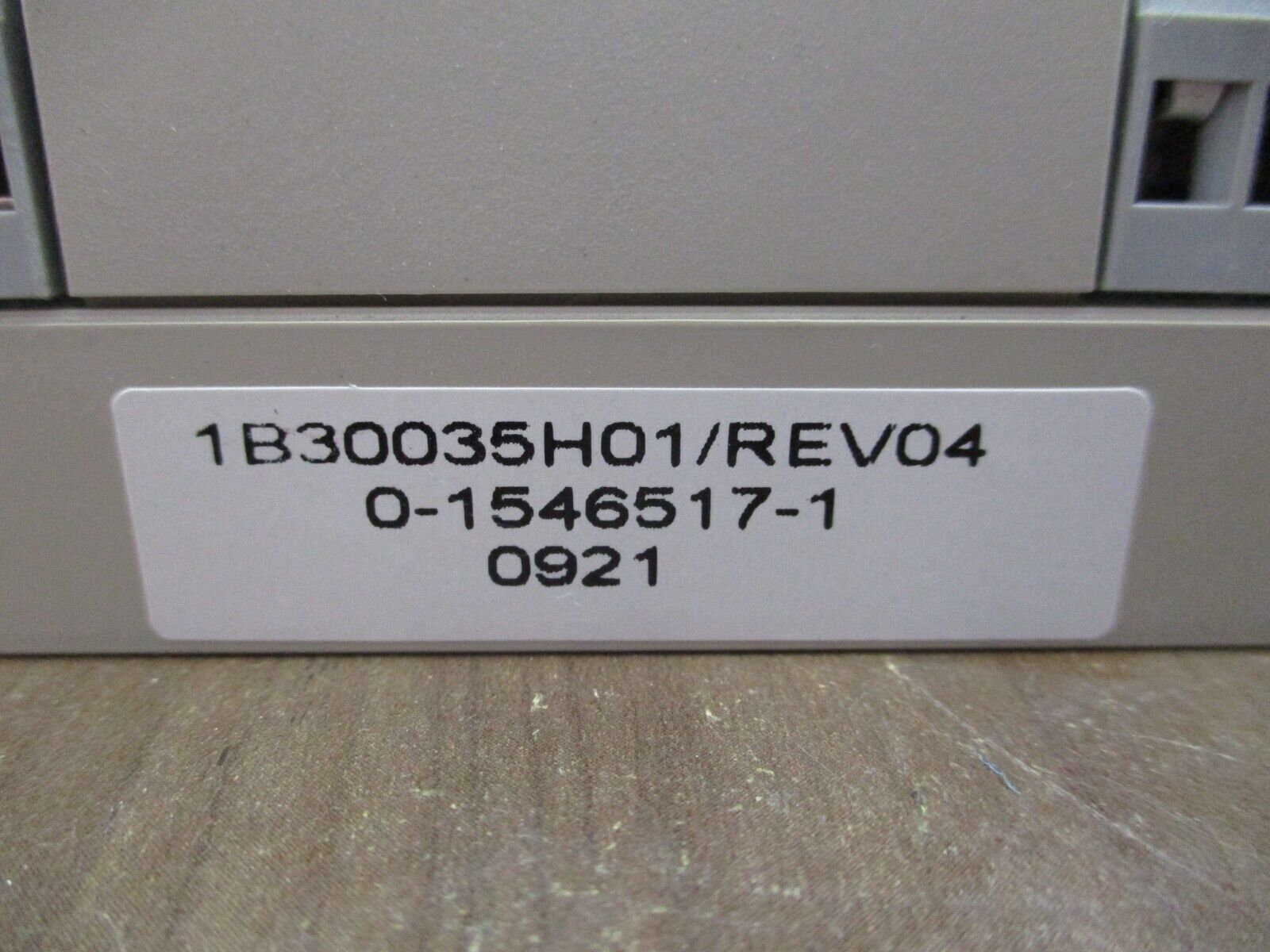Emerson Ovation Process Control Base 1B30035H01 Rev. 04 Used