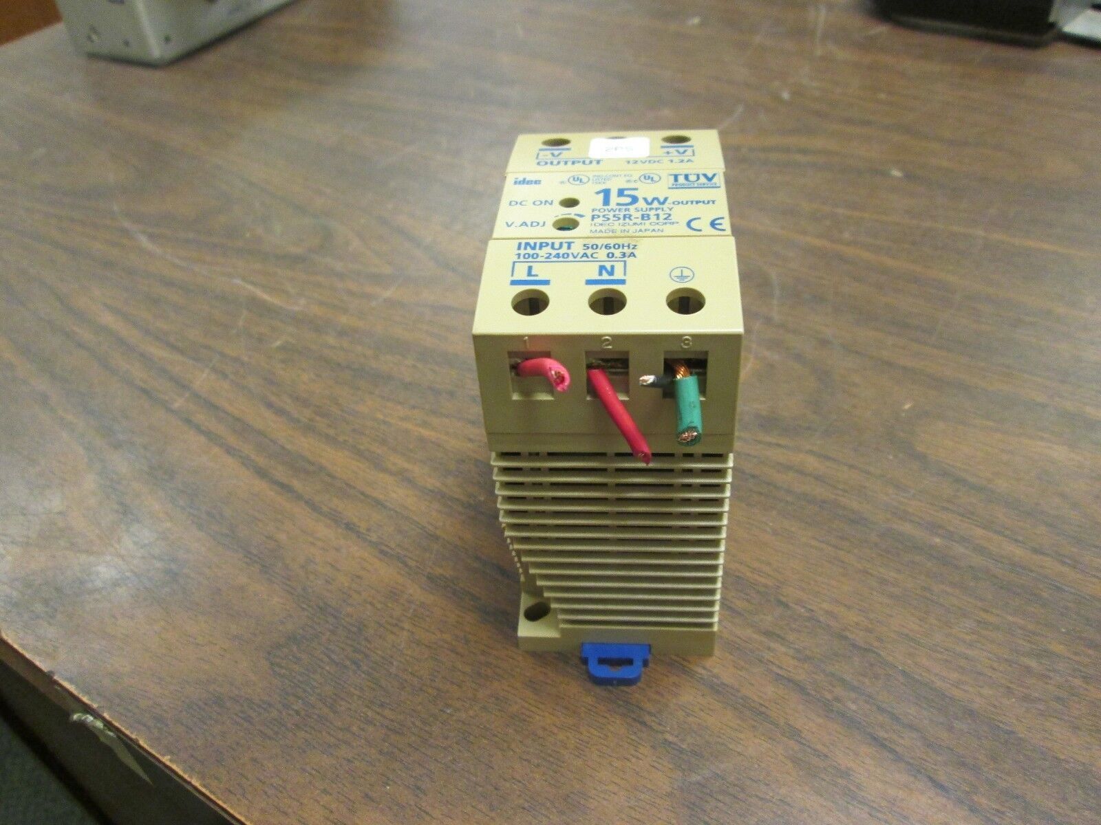 IDEC Power Supply PS5R-B12 Input:100-240V 0.3A 50/60Hz Output: 12VDC 1.2A Used
