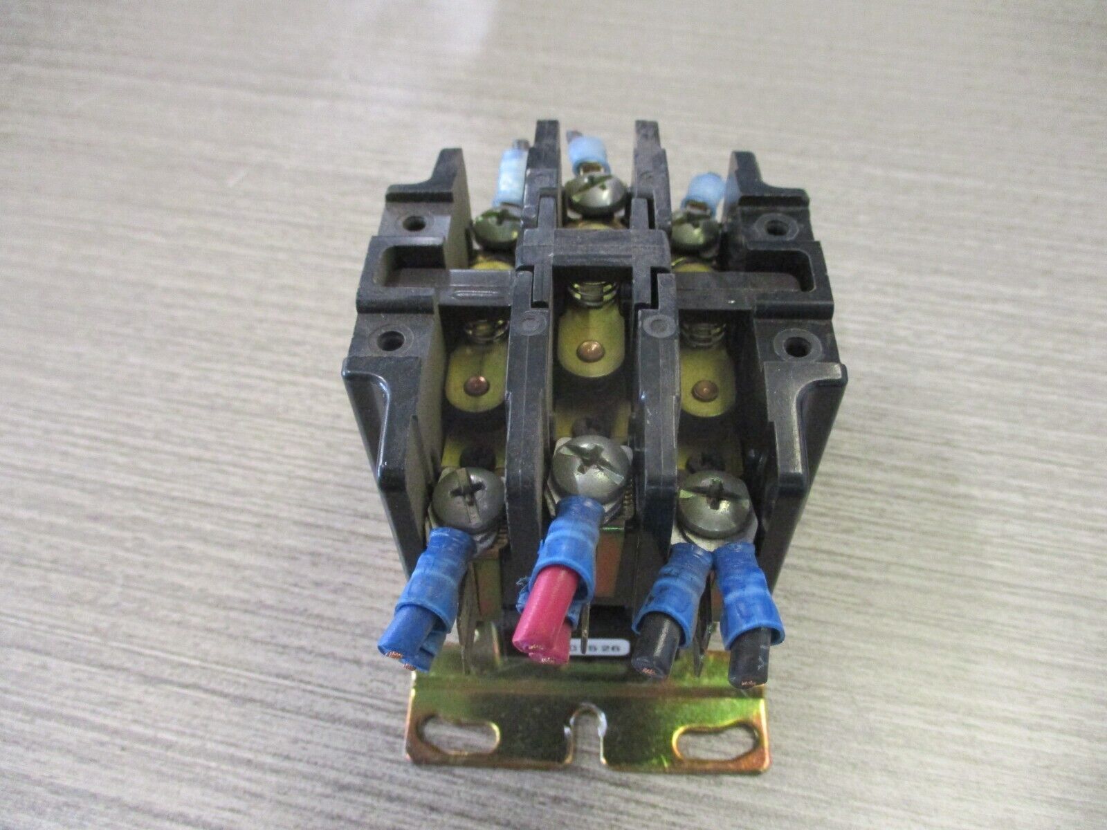 Furnas Definite Purpose Contactor 42BE35AF499 Ser. B 120V Coil 25A 600V Used