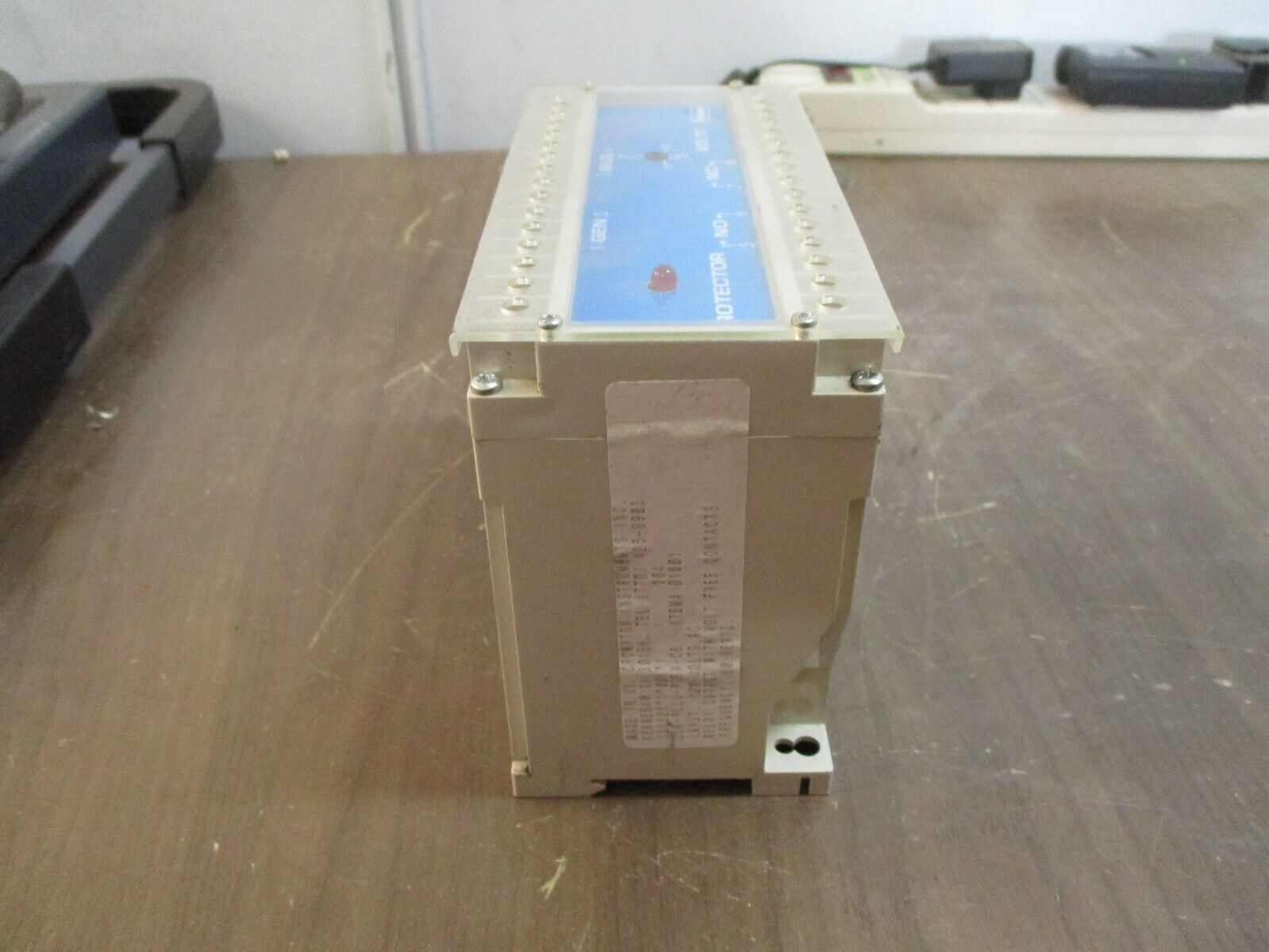 Crompton Protector Energize on Sync Relay 256-PLLU-PQBX-C6 120V 60Hz Used