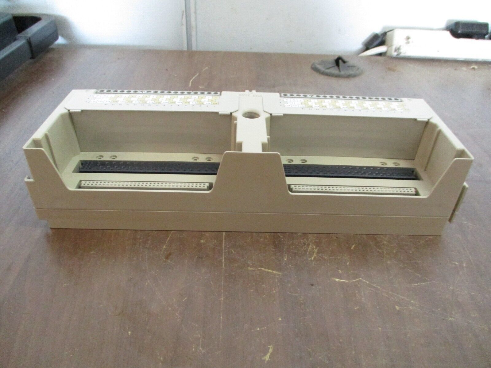 Emerson Ovation Process Control Base 1B30035H01 Rev. 05 Used