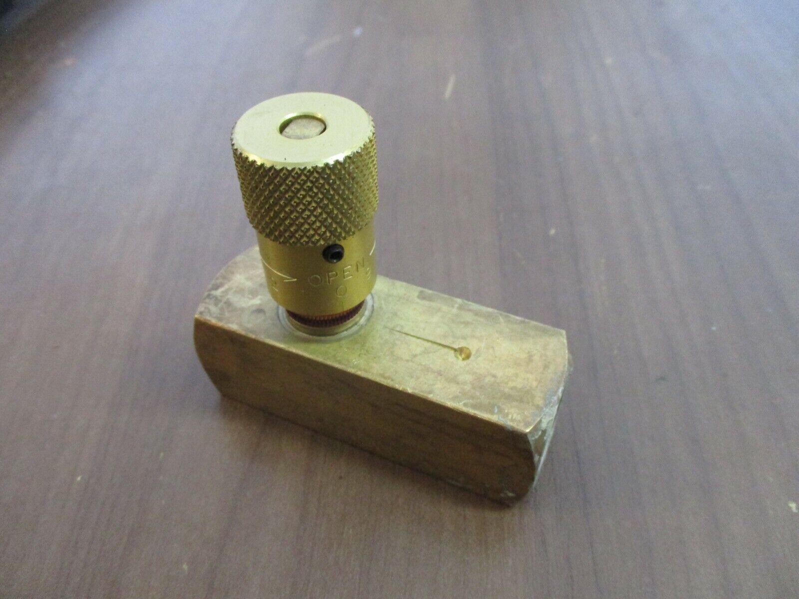 Deltrol Easy Read Flow Control Valve EF 25 B Used