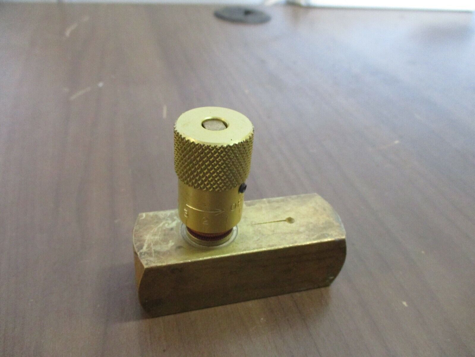 Deltrol Easy Read Flow Control Valve EF 25 B Used