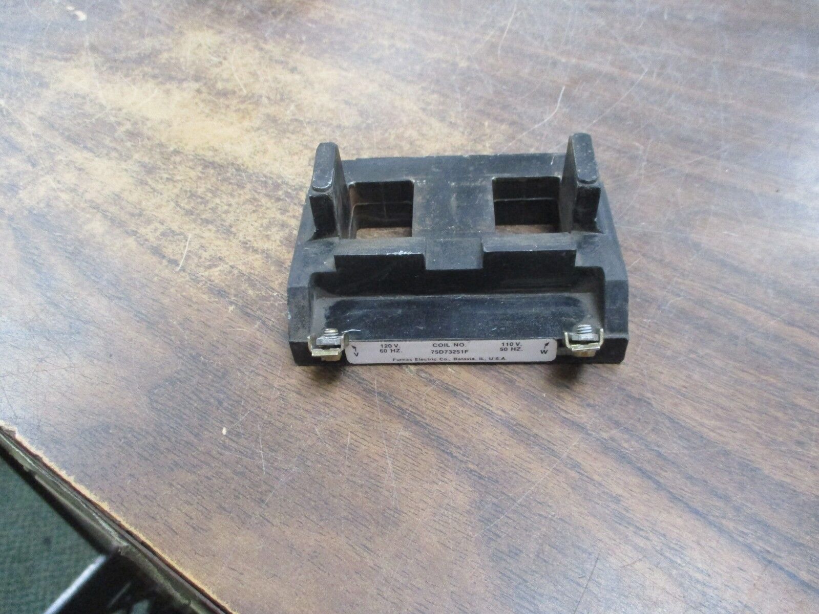 Furnas Magnetic Coil 75D73251F 120V@60Hz 110V@50Hz *Chipped* Used