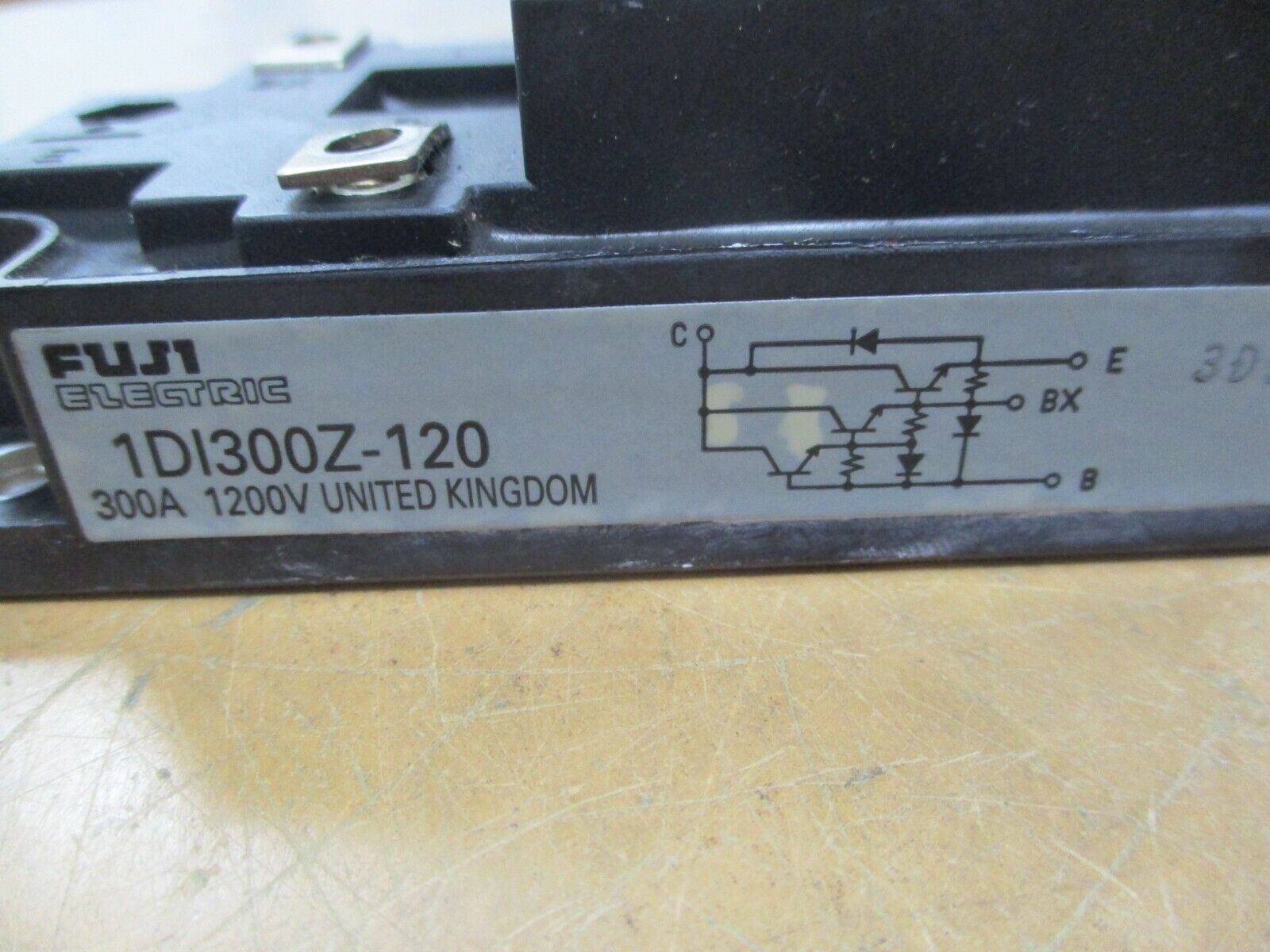 Fuji Power Transistor 1DI300Z-120 300A, 1200V *Missing Screws* Used