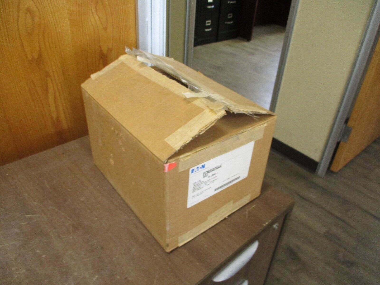 Eaton Enclosed Size 0 Starter ECN0502AAA Mods: 84-28842-1 120V Coil New Surplus