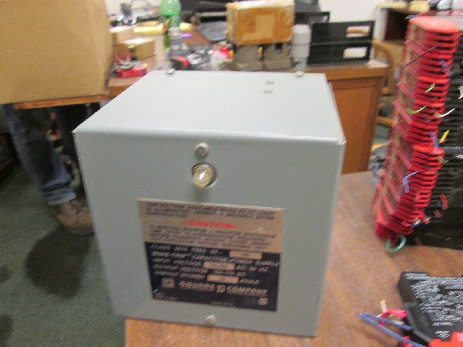 Square D Sure-Trip Capacitor Power Supply 9810 ST-400 340/480V Input