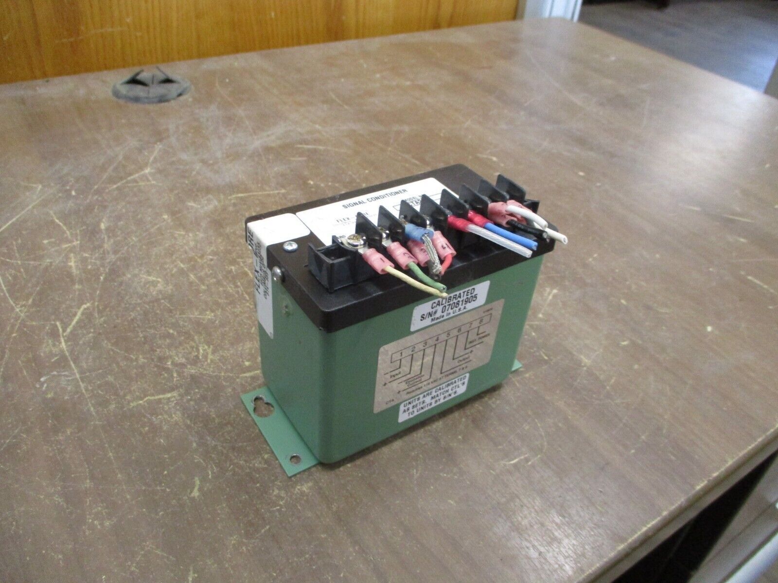 Flex-Core Signal Conditioner CTA212L *Broken Terminal Dividers* Used