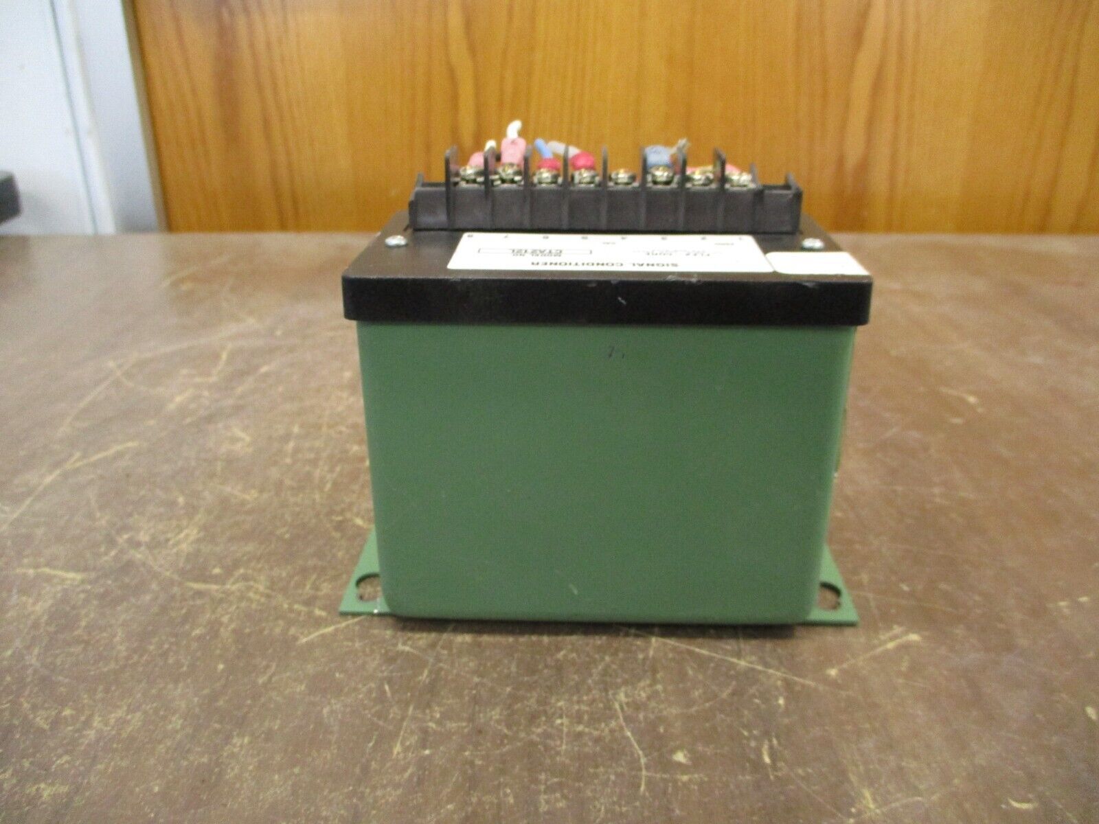 Flex-Core Signal Conditioner CTA212L *Broken Terminal Dividers* Used