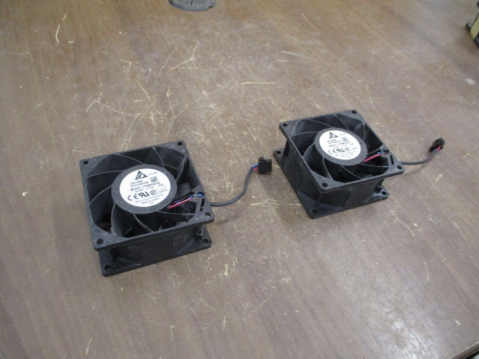 Delta Axial Fan FFB0824EHE 24VDC 0.75A *Lot of 2* Used