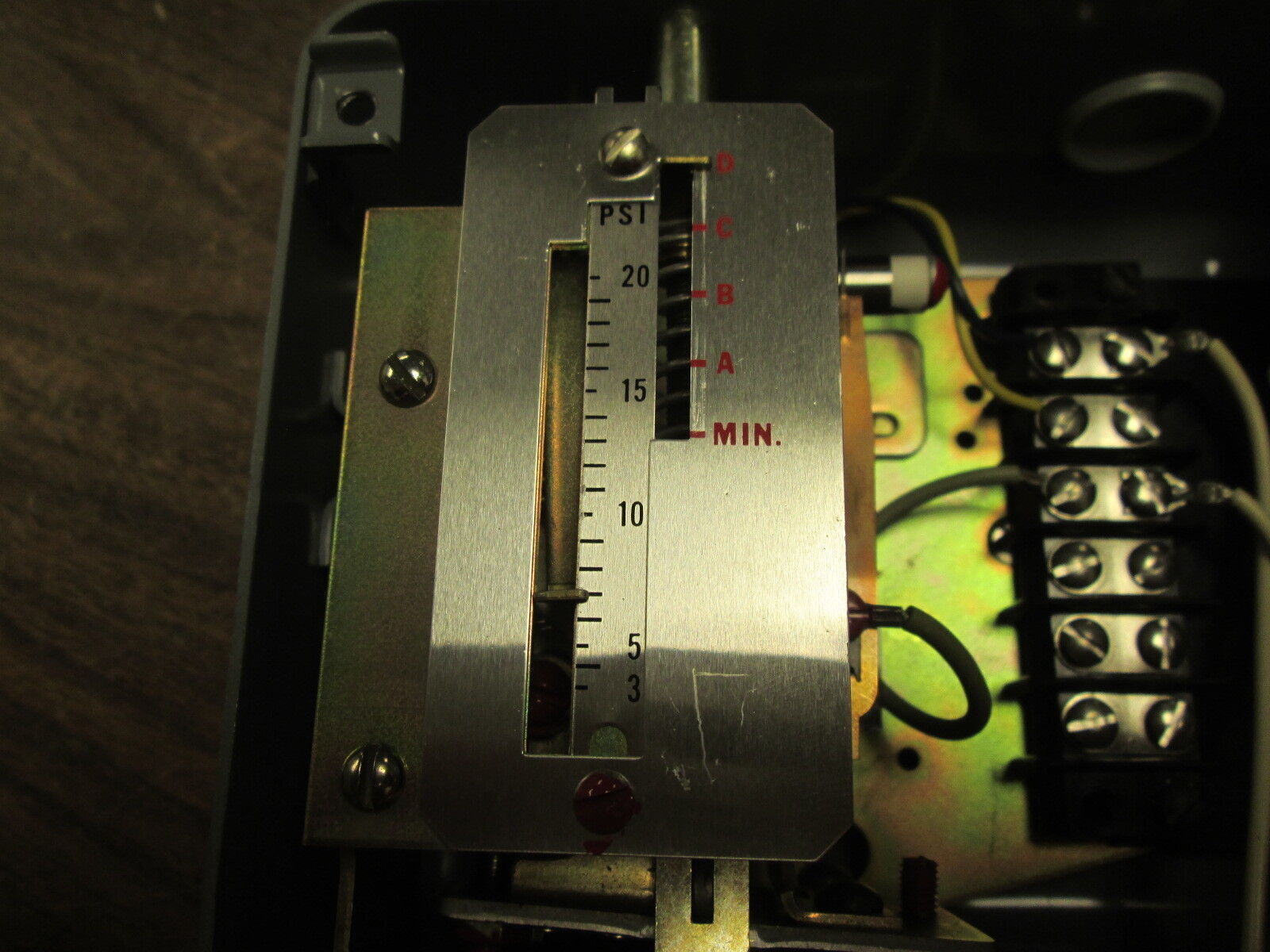 Johnson Controls Pressure Switch P80ABA-16 24VAC Used