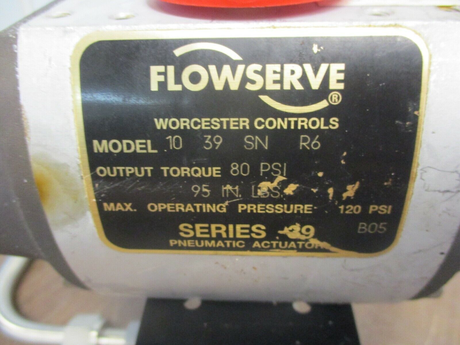 Flowserve Series 39 Pneumatic Actuator w/ Valve 10 39 SN R6 Max Pressure: 120PSI