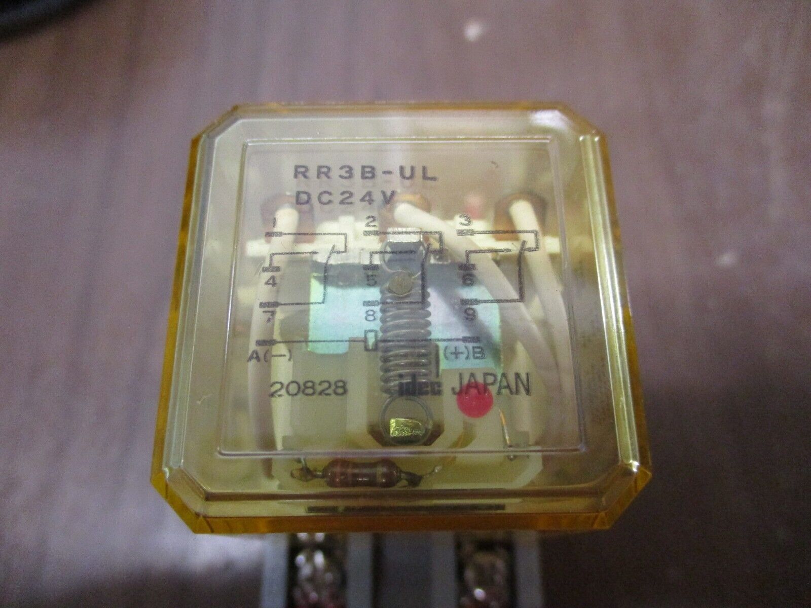 IDEC Relay RR3B-UL 24VDC w/ Base *Lot of 3* Used