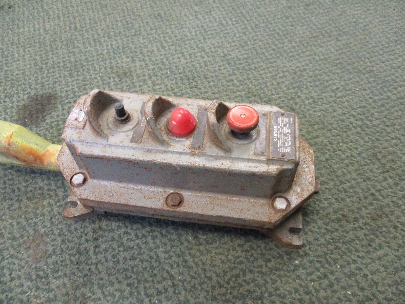 Cutler-Hammer Explosion Proof Push Button Station 10250H1752A 3-Position Used