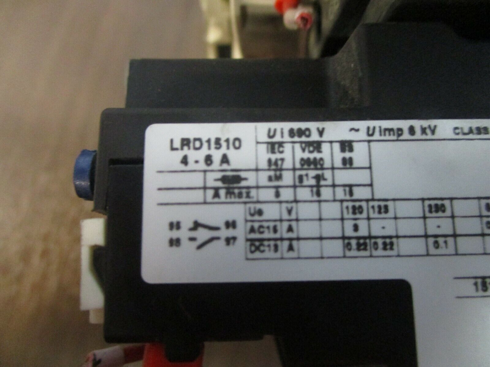 Schneider Electric Starter LC1D09 / LRD1510 120V Coil Trip: 5.5-8A 600V Used