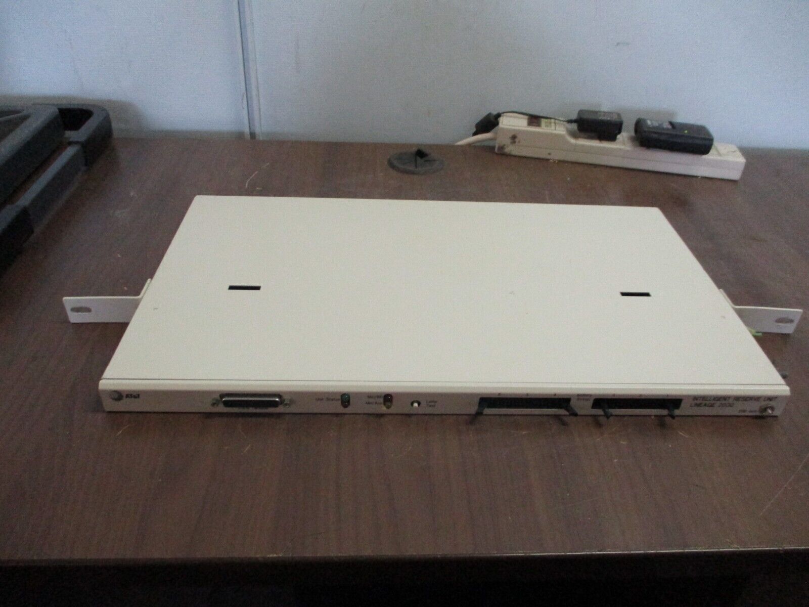 AT&T Lineage 2000 Intelligent Reserve Unit J85577A-1 60VDC 21.6W Used