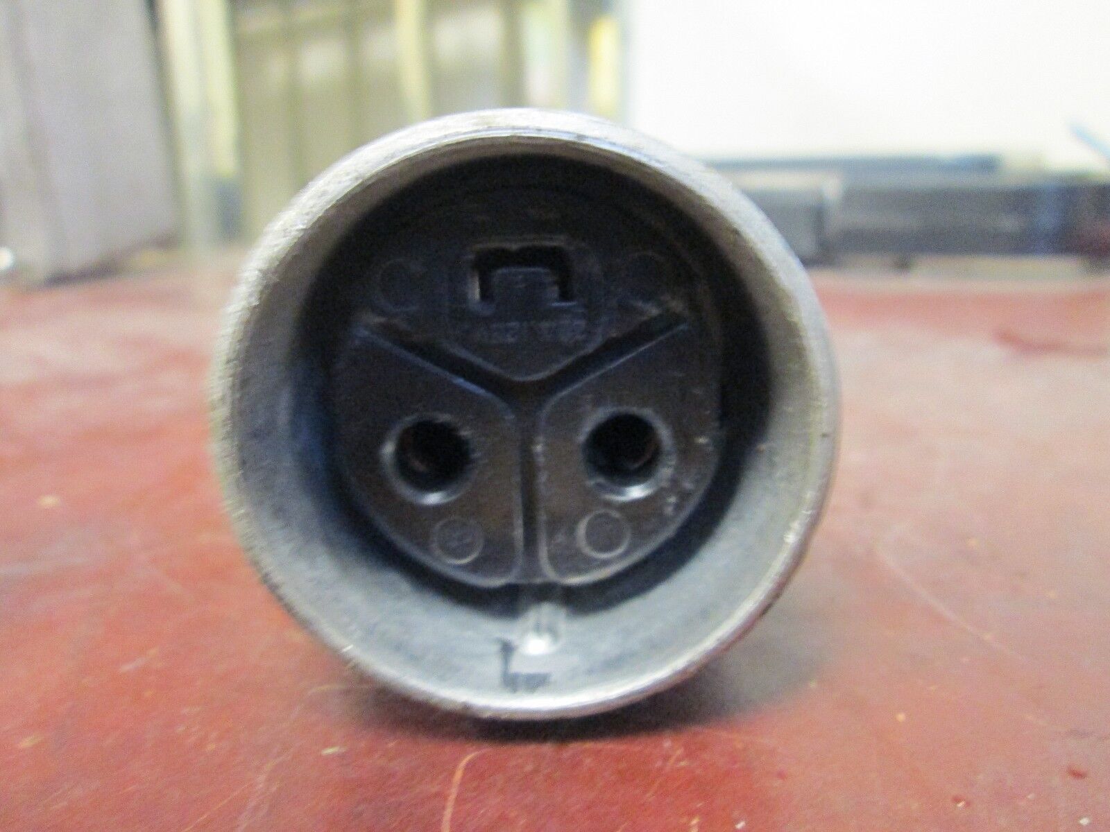 Russellstoll Connector 3913U1 20A 125V 3W Used