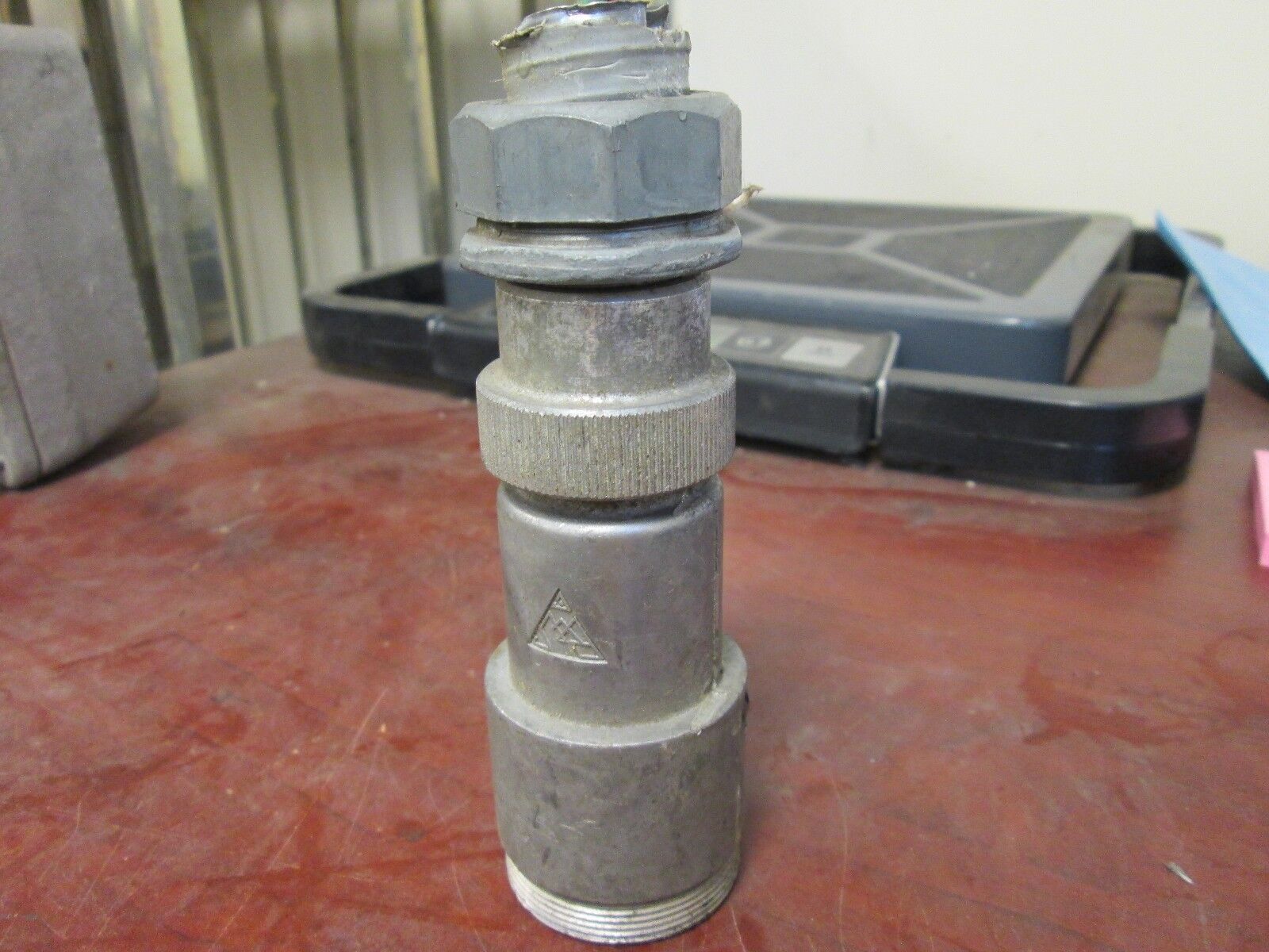 Russellstoll Connector 3913U1 20A 125V 3W Used