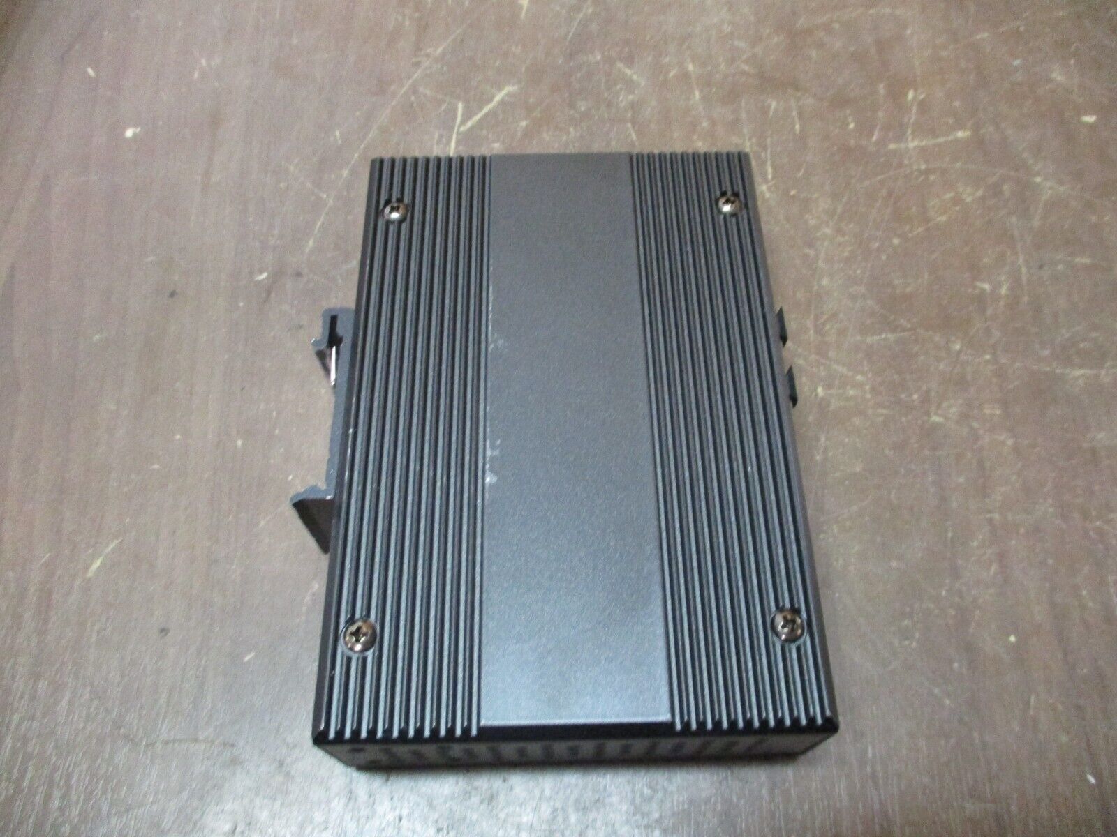 Advantech Ethernet Switch EKI-2525 5-Port Unmanaged 12-48VDC 1.5A Used