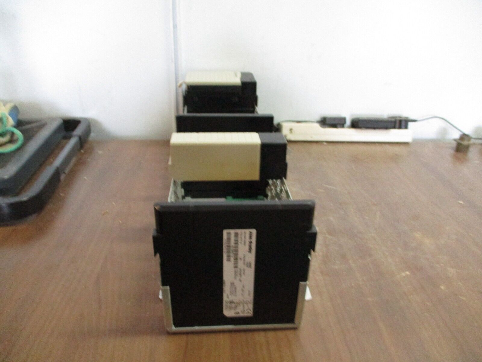 Allen-Bradley 13-Slot Chassis w/ Power Supply 1756-A13B / 1756-PA72C PS Rev. C01