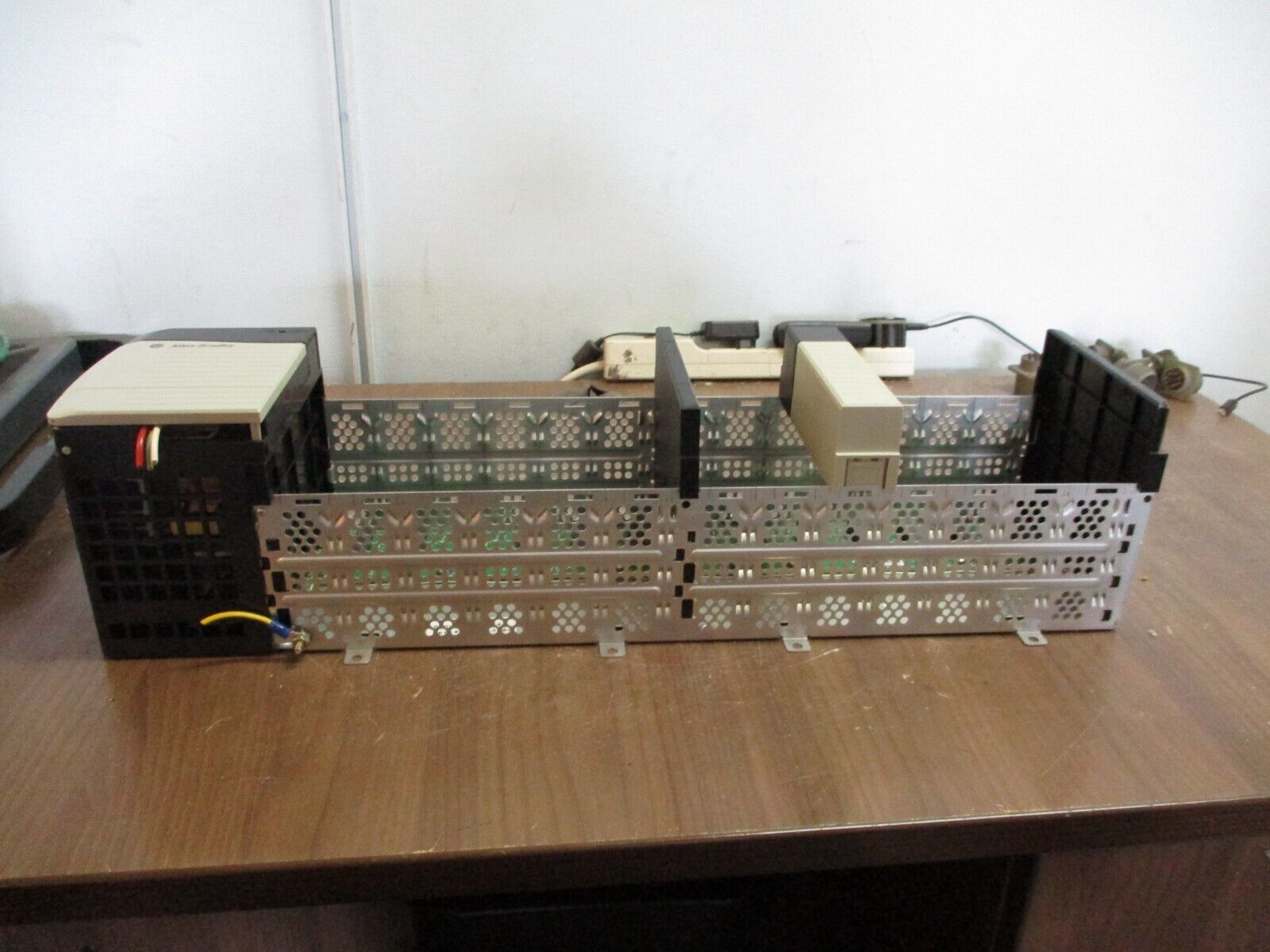 Allen-Bradley 13-Slot Chassis w/ Power Supply 1756-A13B / 1756-PA72C PS Rev. C01