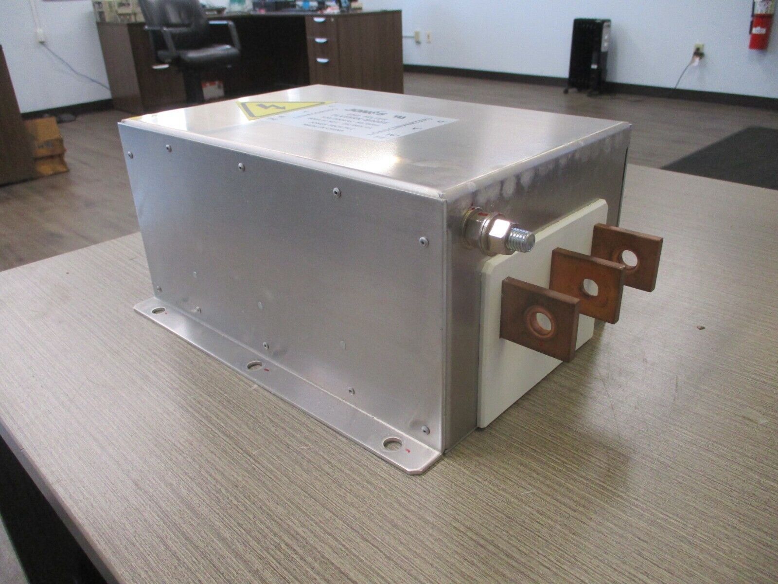 Jones EMI Filter FLVI5RK-800BE 800A 520/300VAC 50/60Hz. Used.