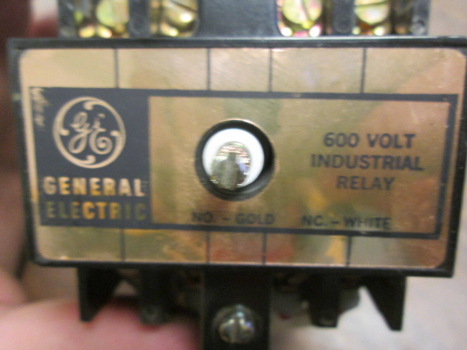 GE Relay CR120B 022** 120V Coil 600V Used