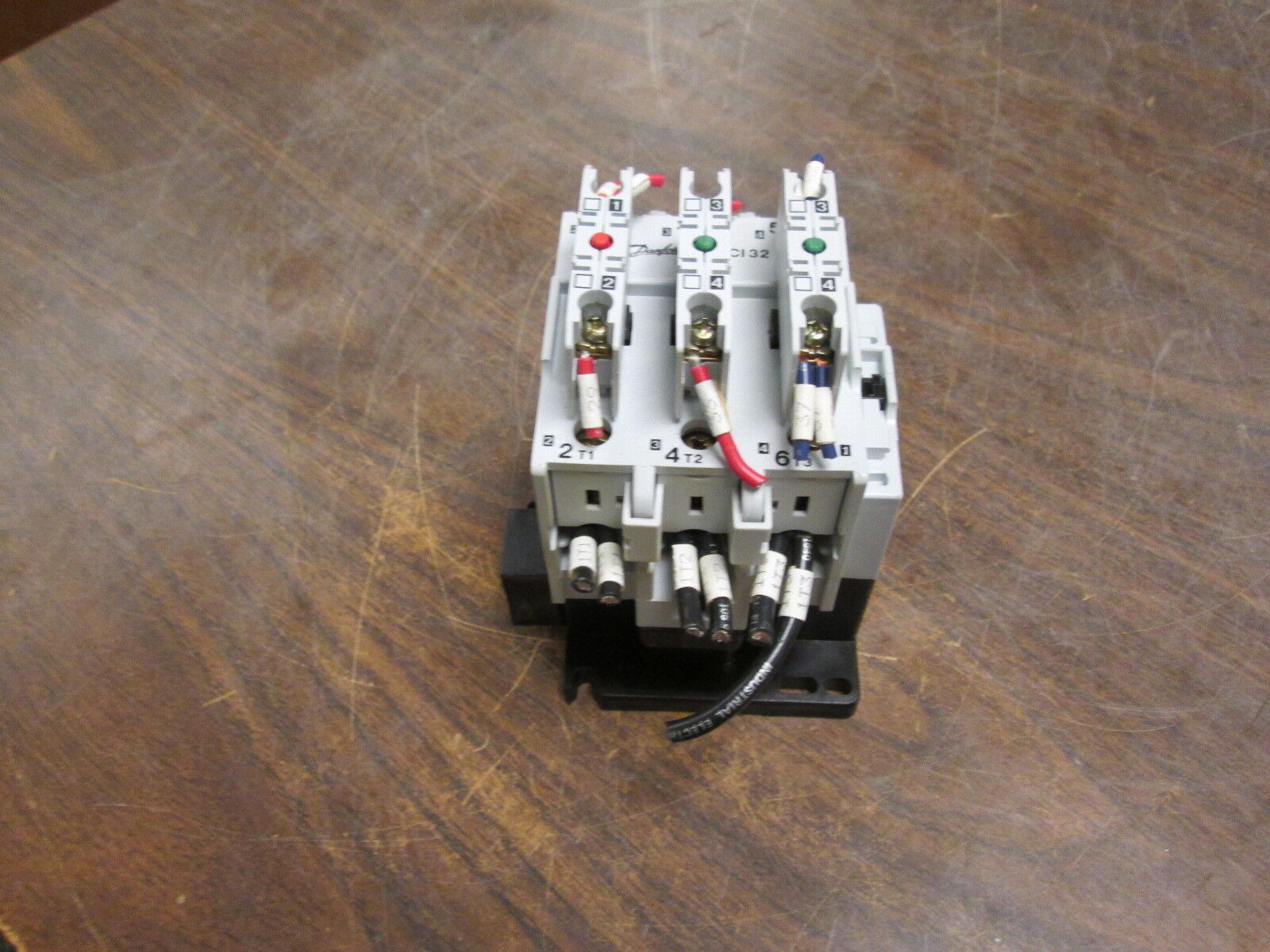 Danfoss Contactor CI 32 110V Coil 70A 600V w/ (3) Aux Contacts Used