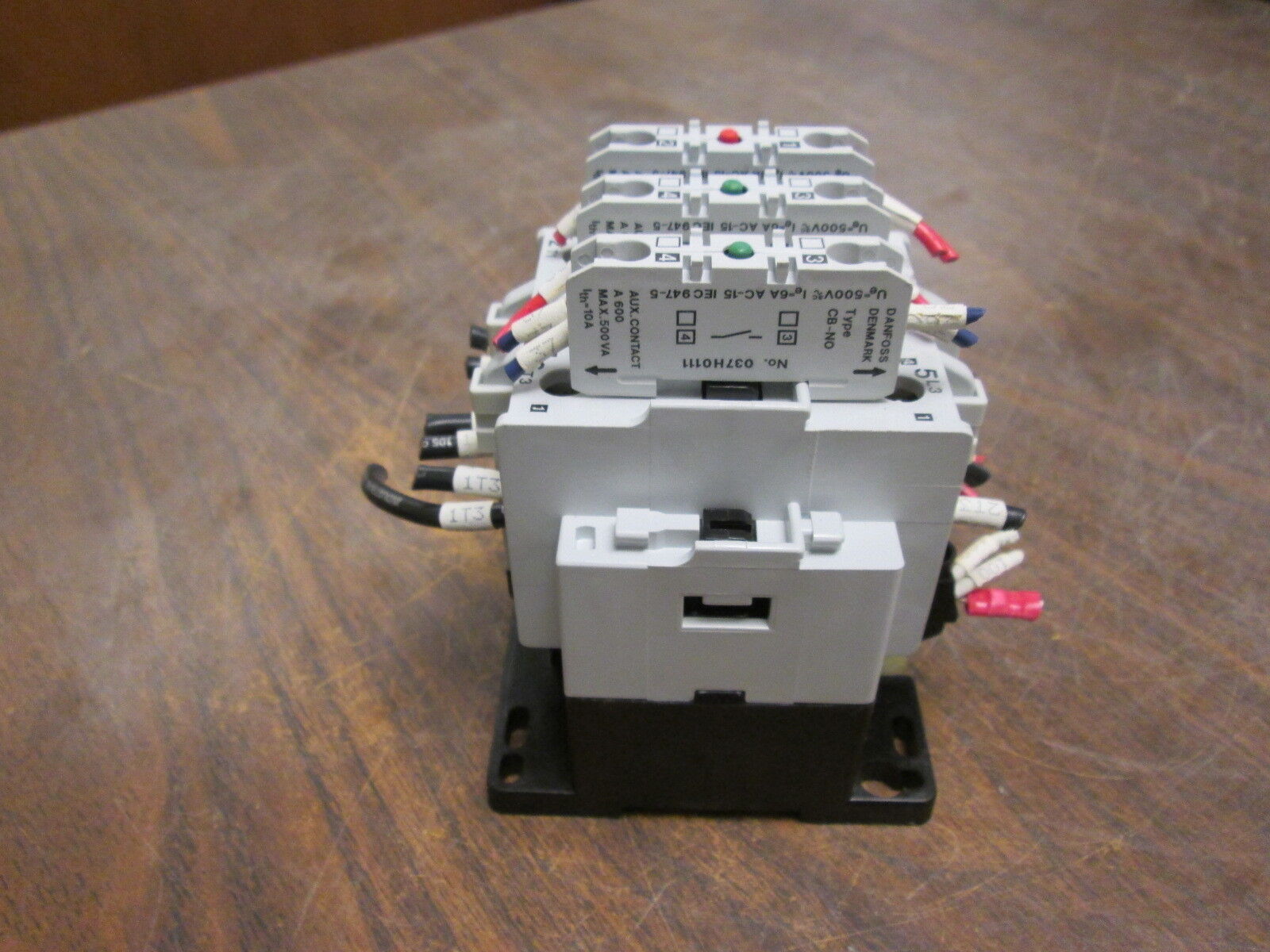 Danfoss Contactor CI 32 110V Coil 70A 600V w/ (3) Aux Contacts Used