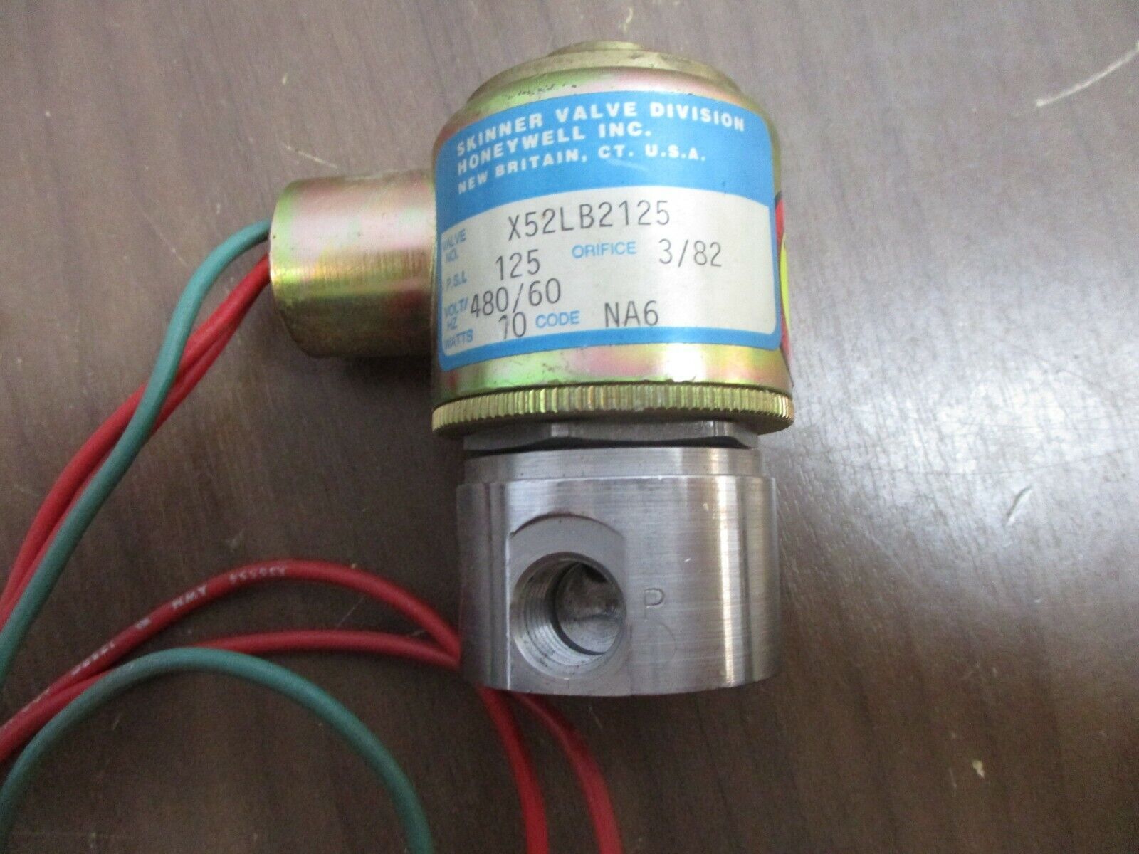Honeywell Skinner Solenoid Valve X52LB2125 125PSI 480V 60Hz Used