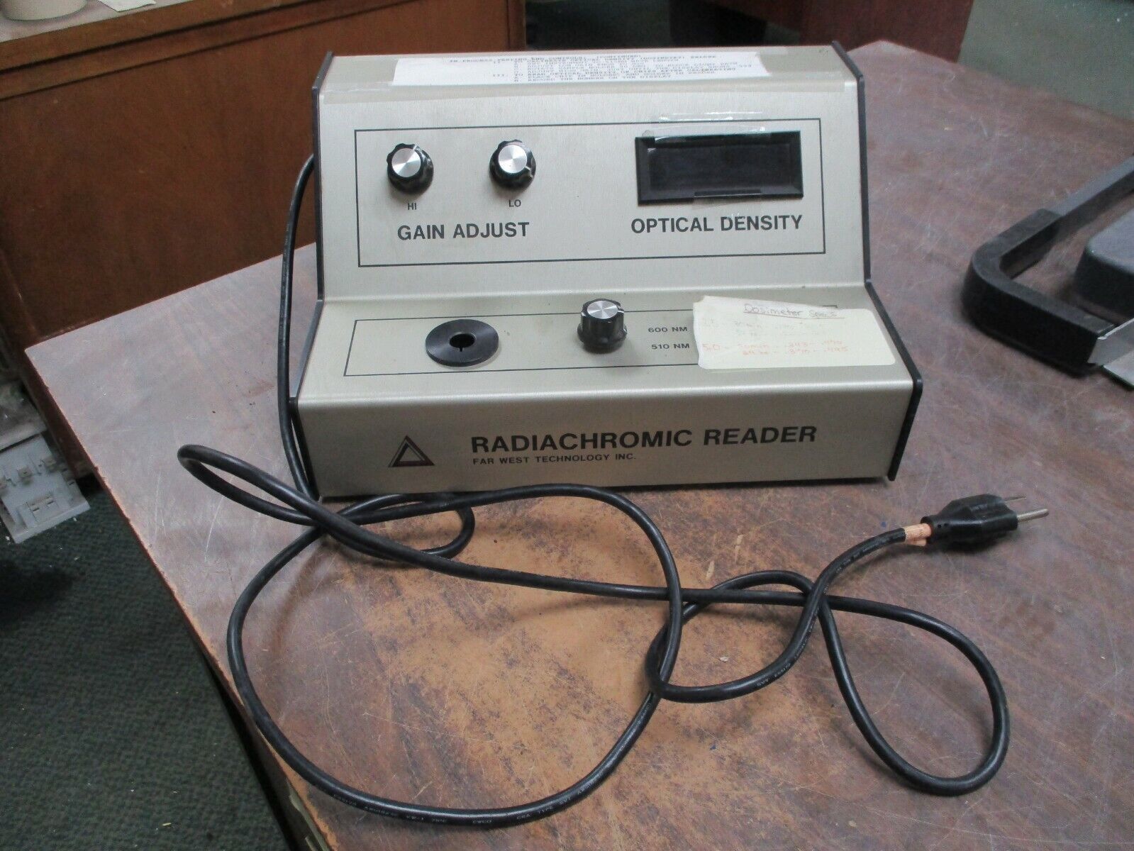 Far West Radiachromic Reader Model 92 Used