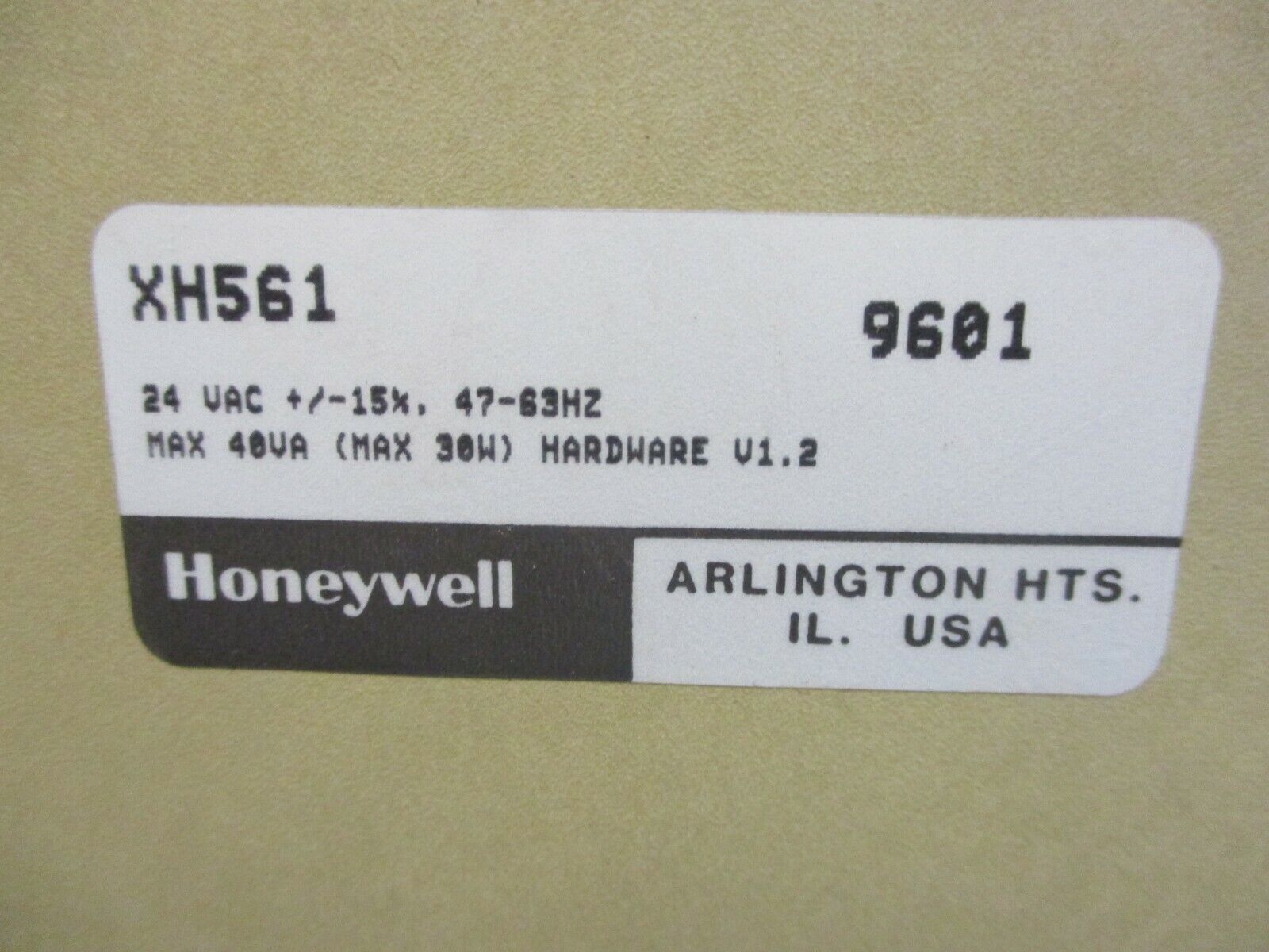 Honeywell Card Housing XH561 HW V1.2 24V 47-63Hz Used