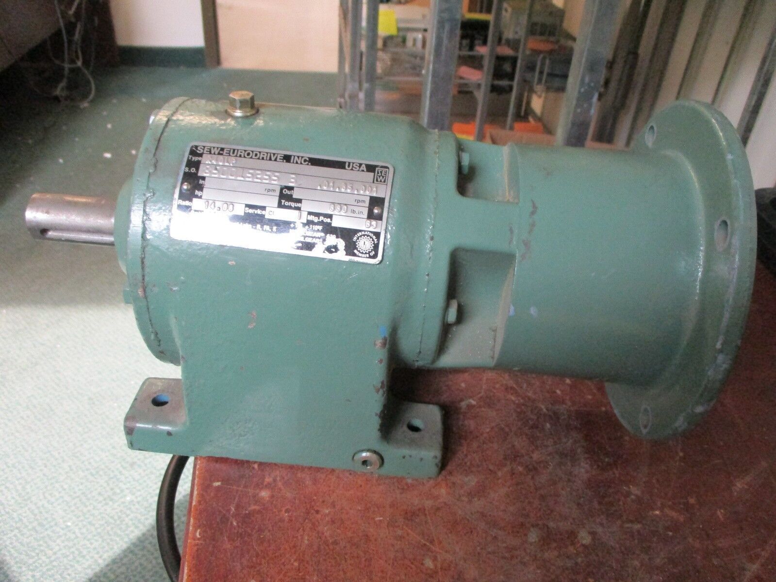 Sew-Eurodrive Reducer R40LP R40LP Ratio: 14 880in/Lb Torque Used